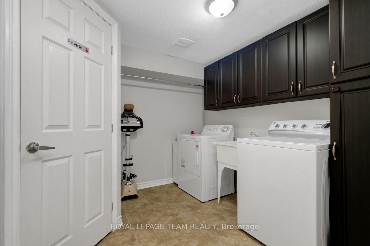 Photo 8 of 2073 Madrid Avenue, Ottawa, Barrhaven - Heritage Park — HOMEH