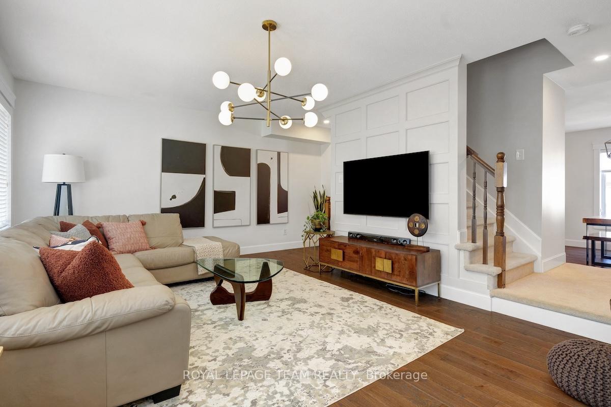 Photo 12 of 2073 Madrid Avenue, Ottawa, Barrhaven - Heritage Park — HOMEH