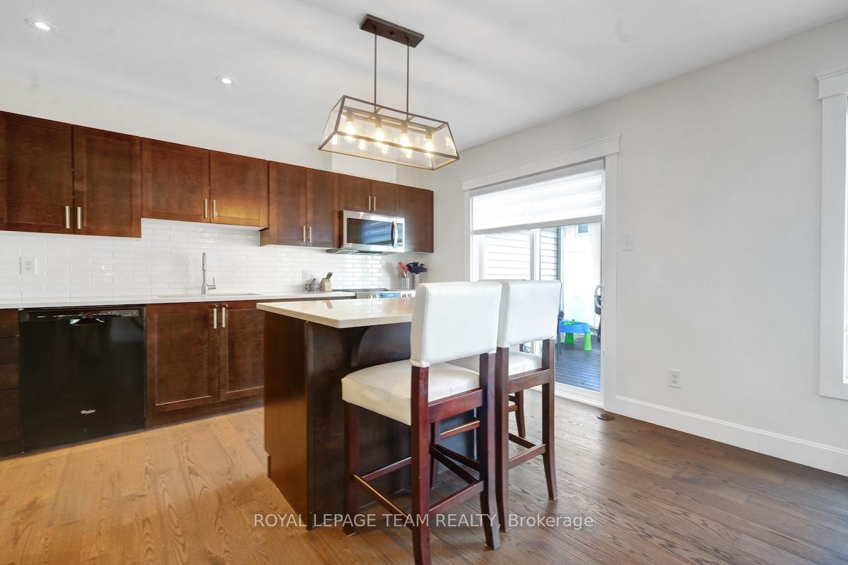 Photo 17 of 2073 Madrid Avenue, Ottawa, Barrhaven - Heritage Park — HOMEH