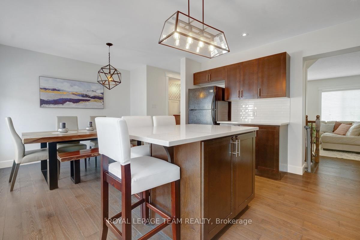 Photo 20 of 2073 Madrid Avenue, Ottawa, Barrhaven - Heritage Park — HOMEH