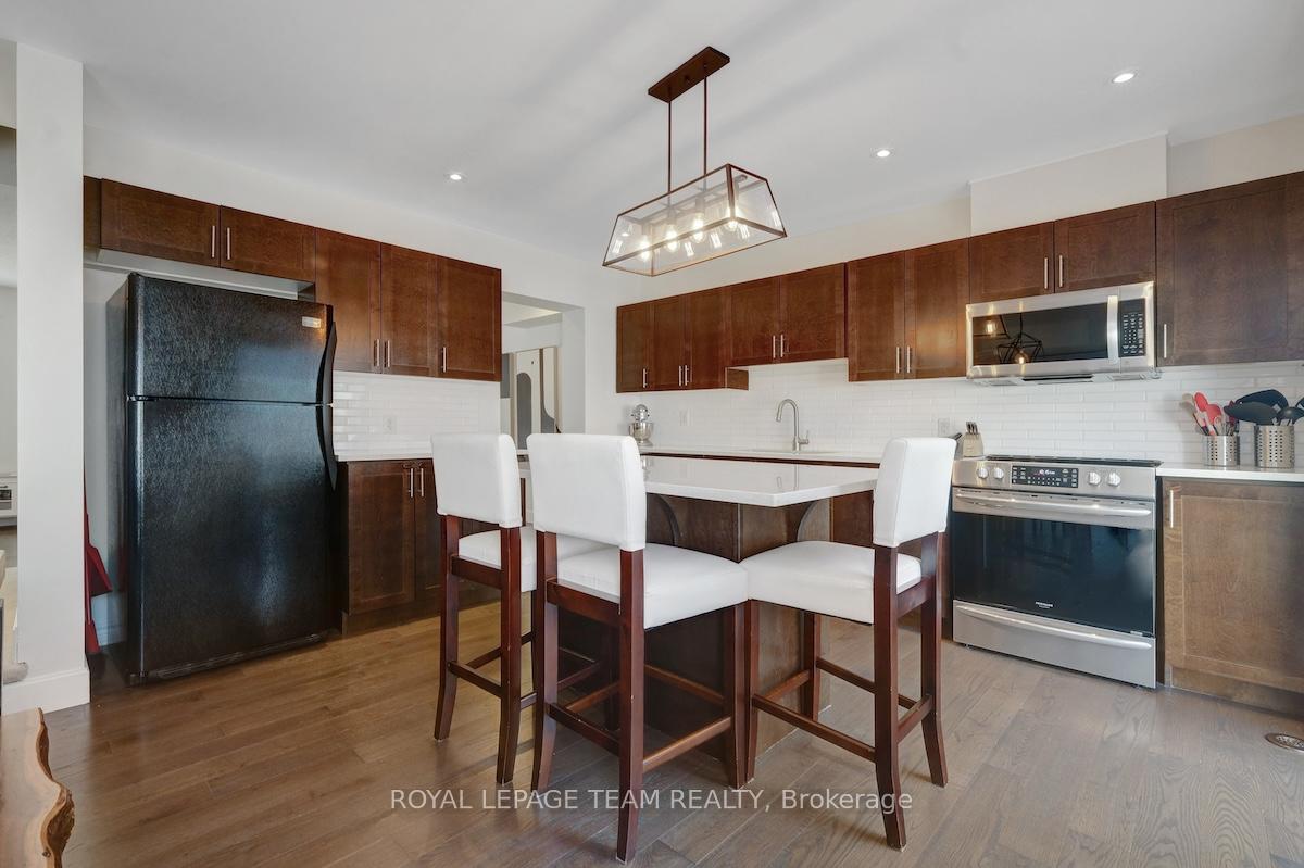 Photo 19 of 2073 Madrid Avenue, Ottawa, Barrhaven - Heritage Park — HOMEH