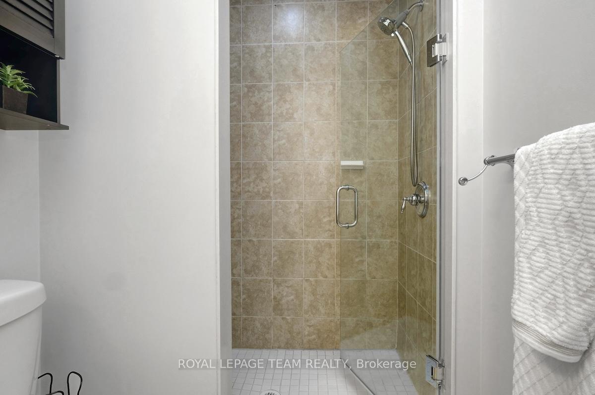 Photo 27 of 2073 Madrid Avenue, Ottawa, Barrhaven - Heritage Park — HOMEH