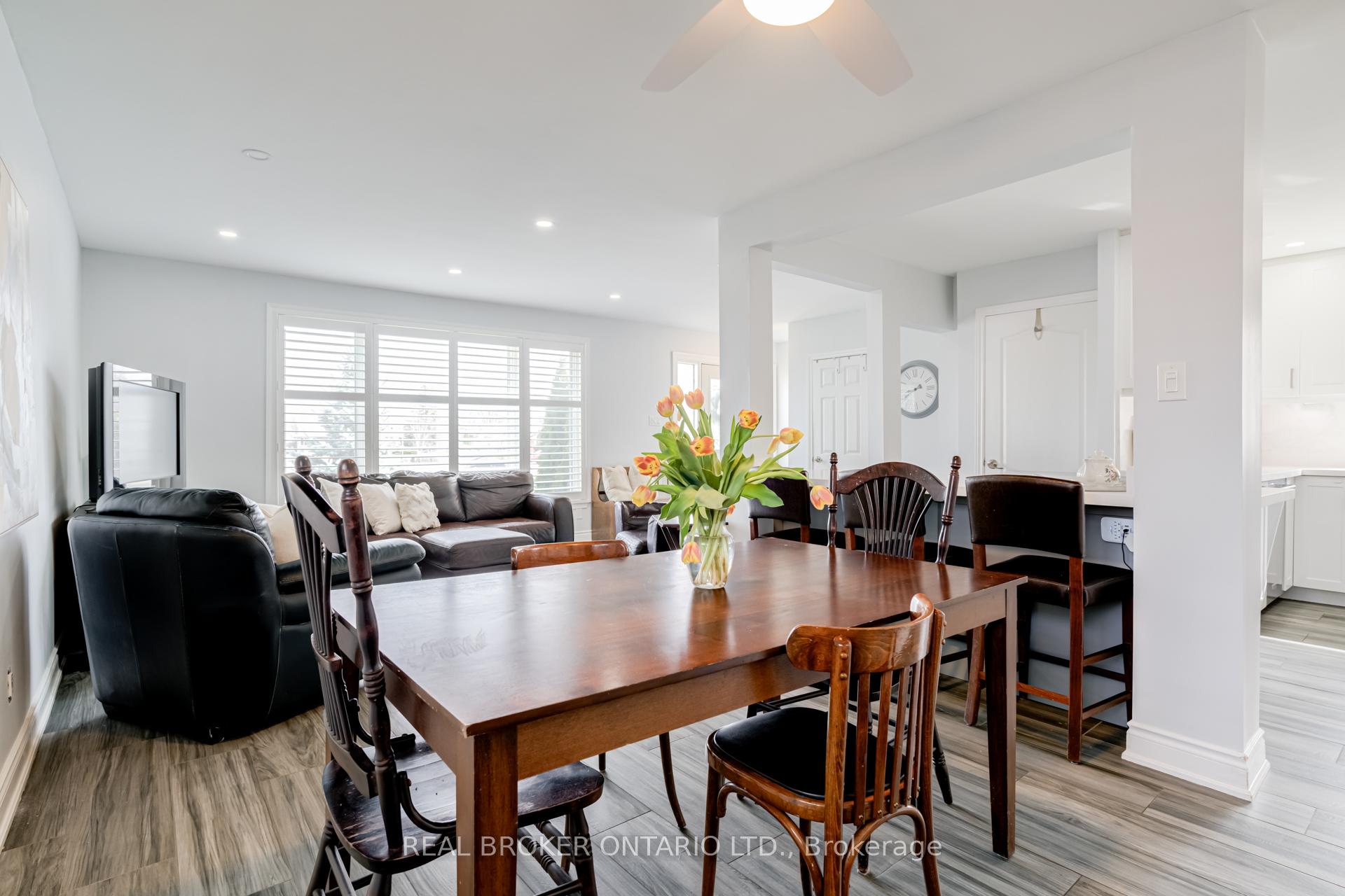 Photo 5 of 50 Epsom Downs Drive, Brampton, Southgate — HOMEH
