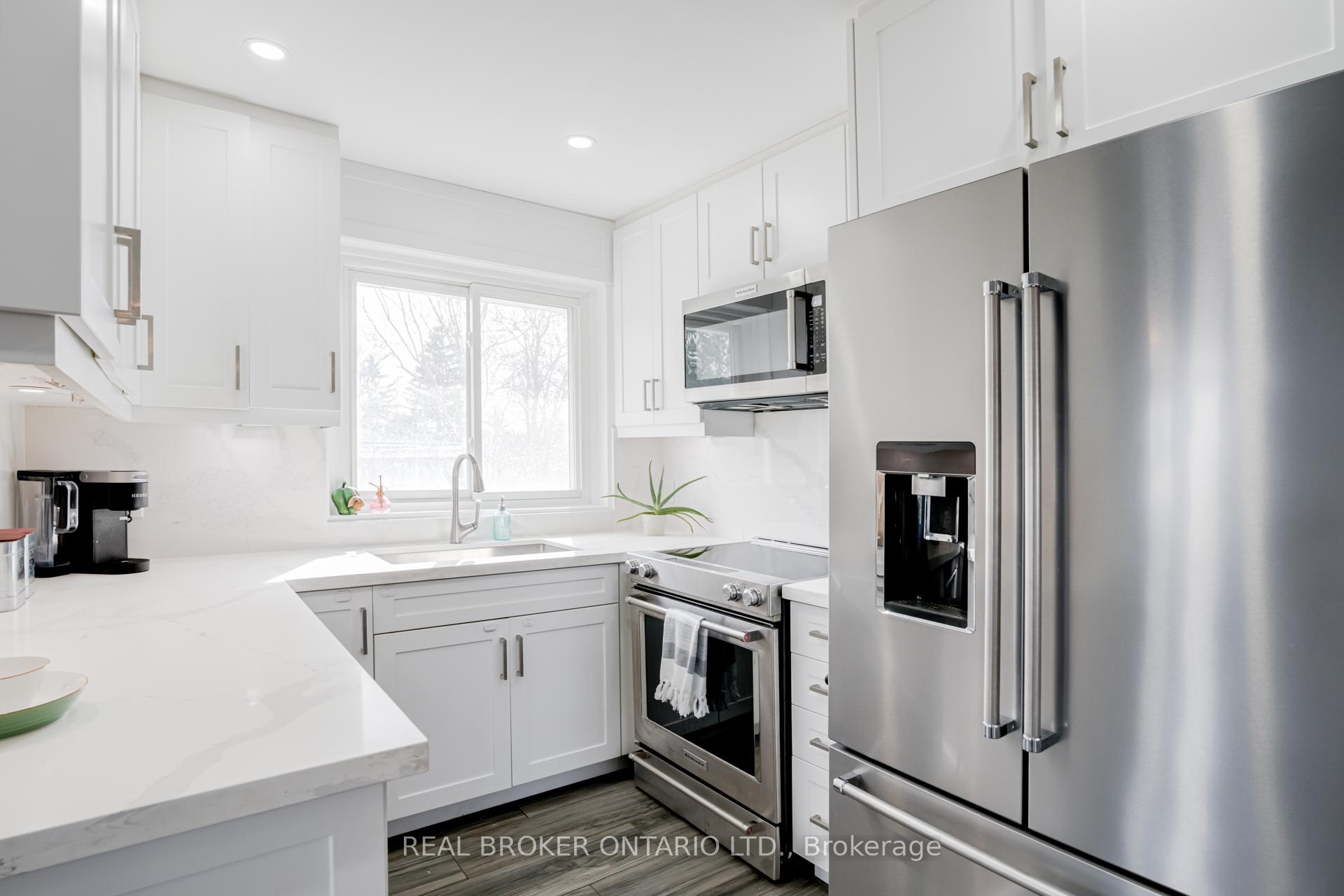 Photo 27 of 50 Epsom Downs Drive, Brampton, Southgate — HOMEH