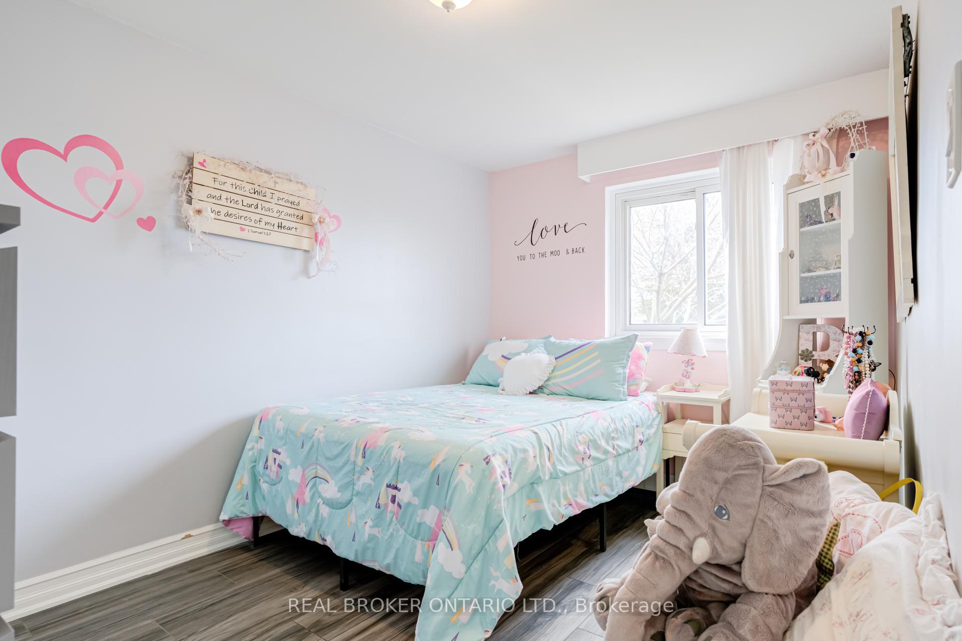 Photo 23 of 50 Epsom Downs Drive, Brampton, Southgate — HOMEH