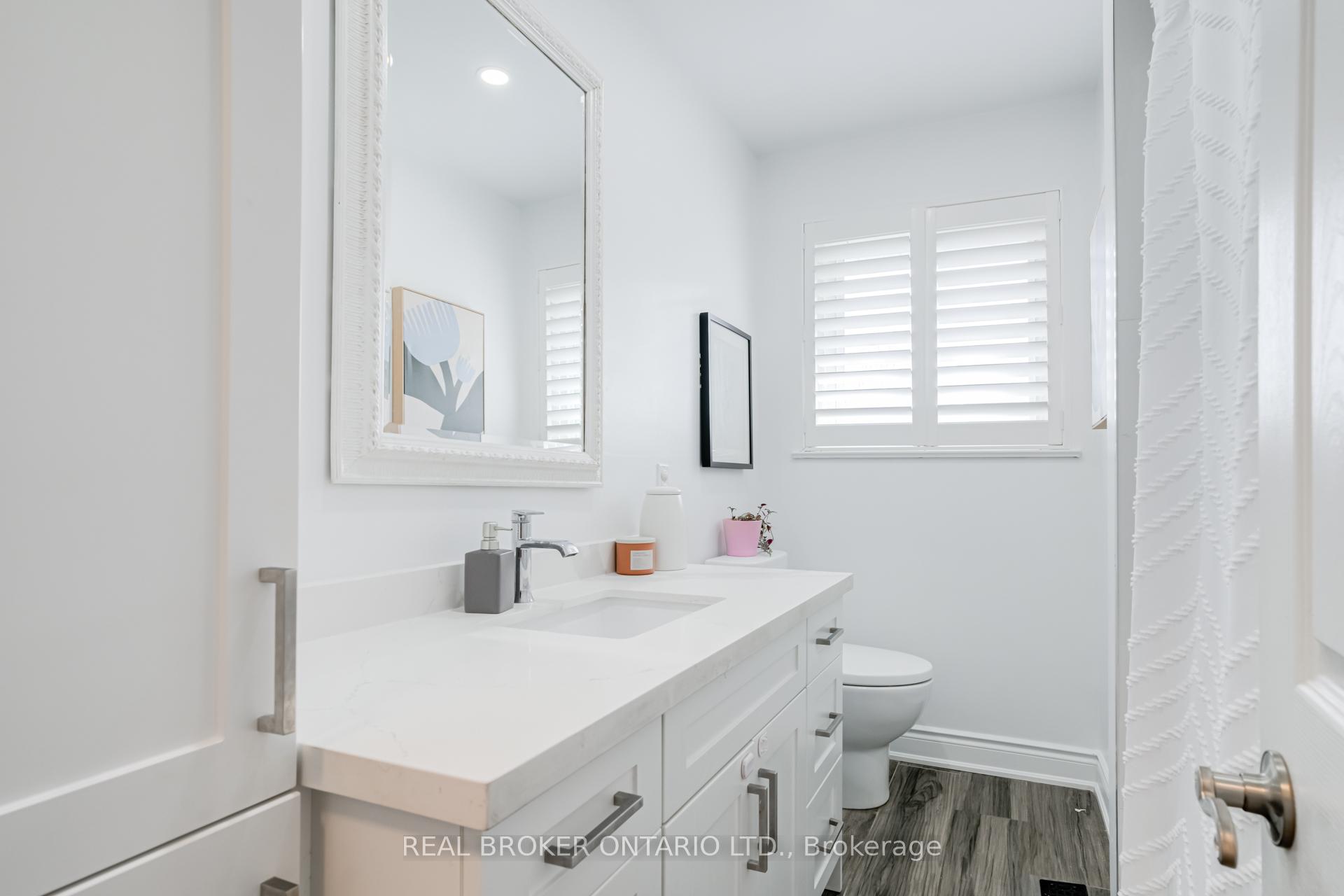 Photo 6 of 50 Epsom Downs Drive, Brampton, Southgate — HOMEH