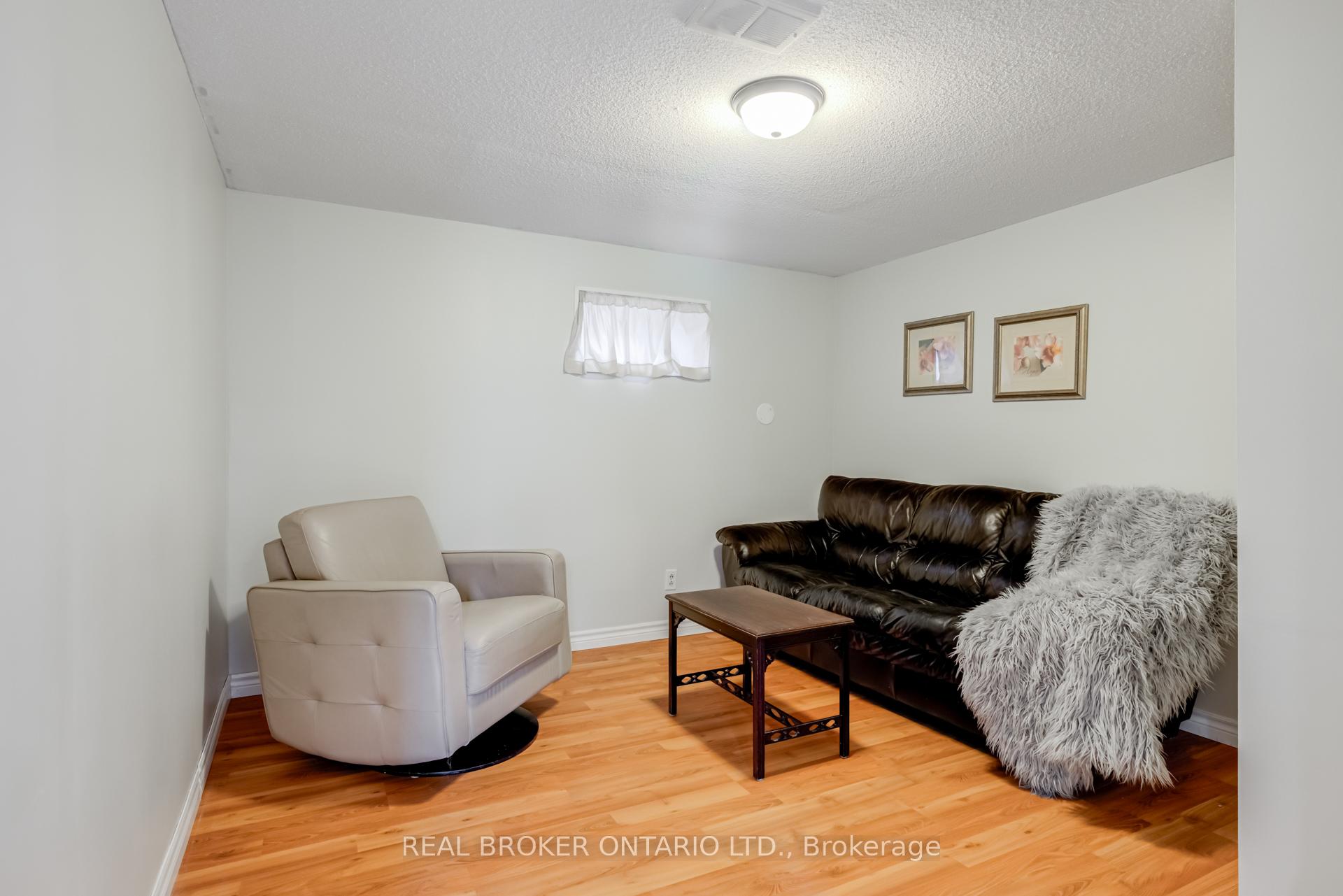 Photo 34 of 50 Epsom Downs Drive, Brampton, Southgate — HOMEH