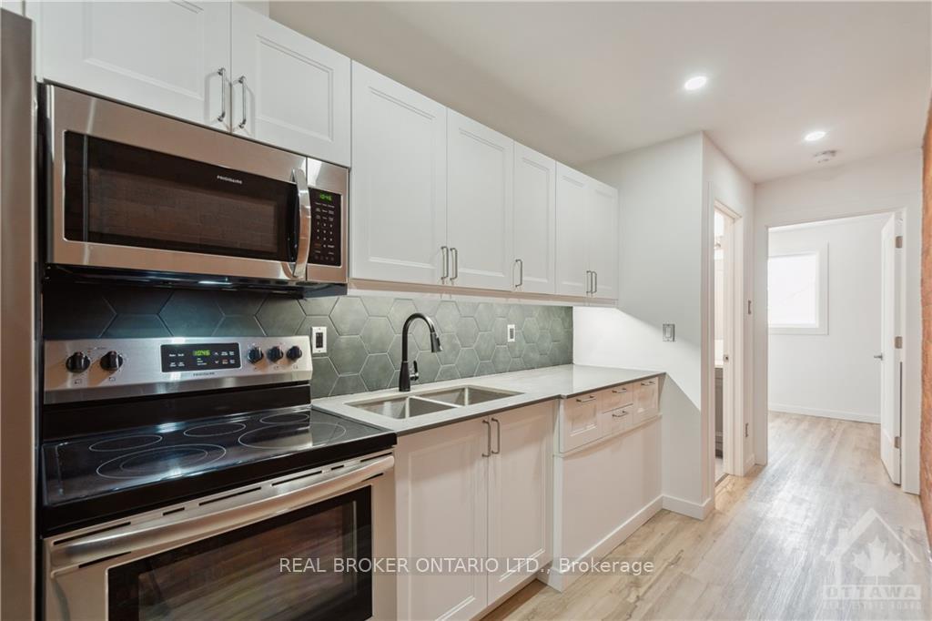 Photo 3 of Unit 4, 155 Bridge Street, Carleton Place — HOMEH