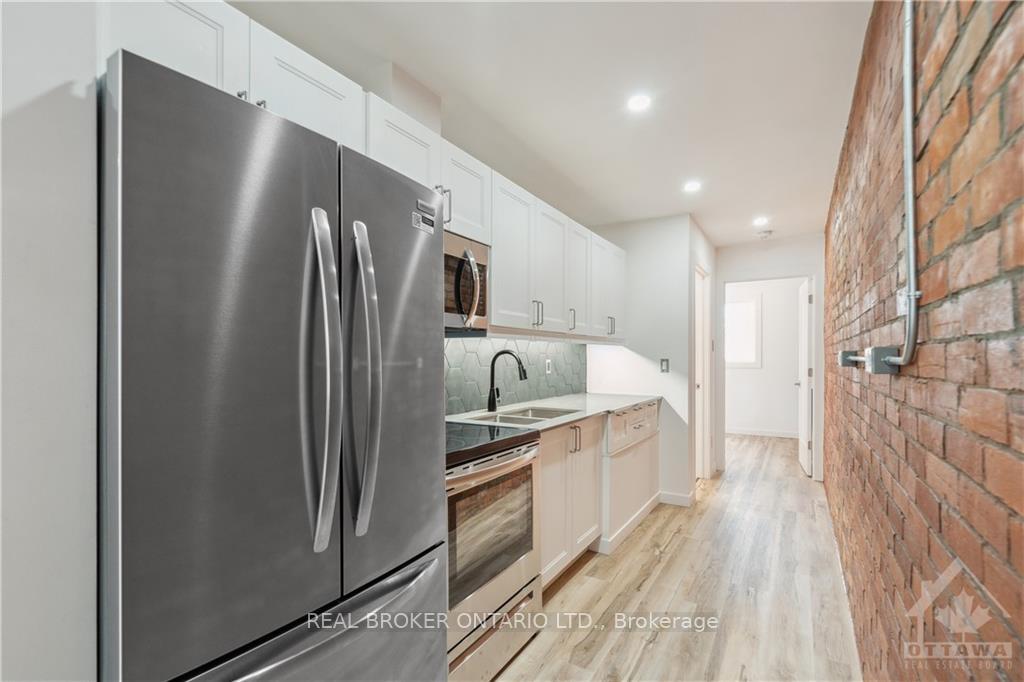 Photo 10 of Unit 4, 155 Bridge Street, Carleton Place — HOMEH