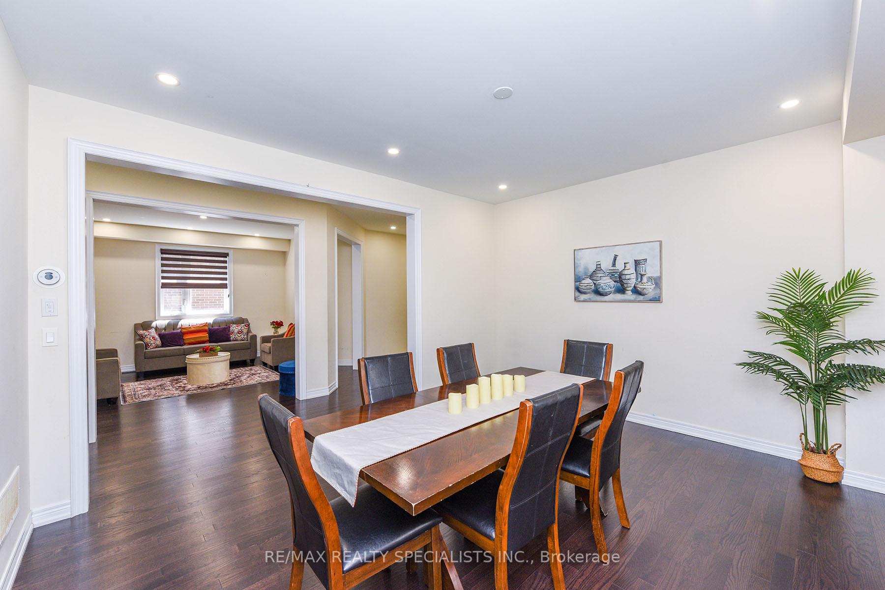 Photo 9 of 27 Glacier Road, Brampton, Credit Valley — HOMEH