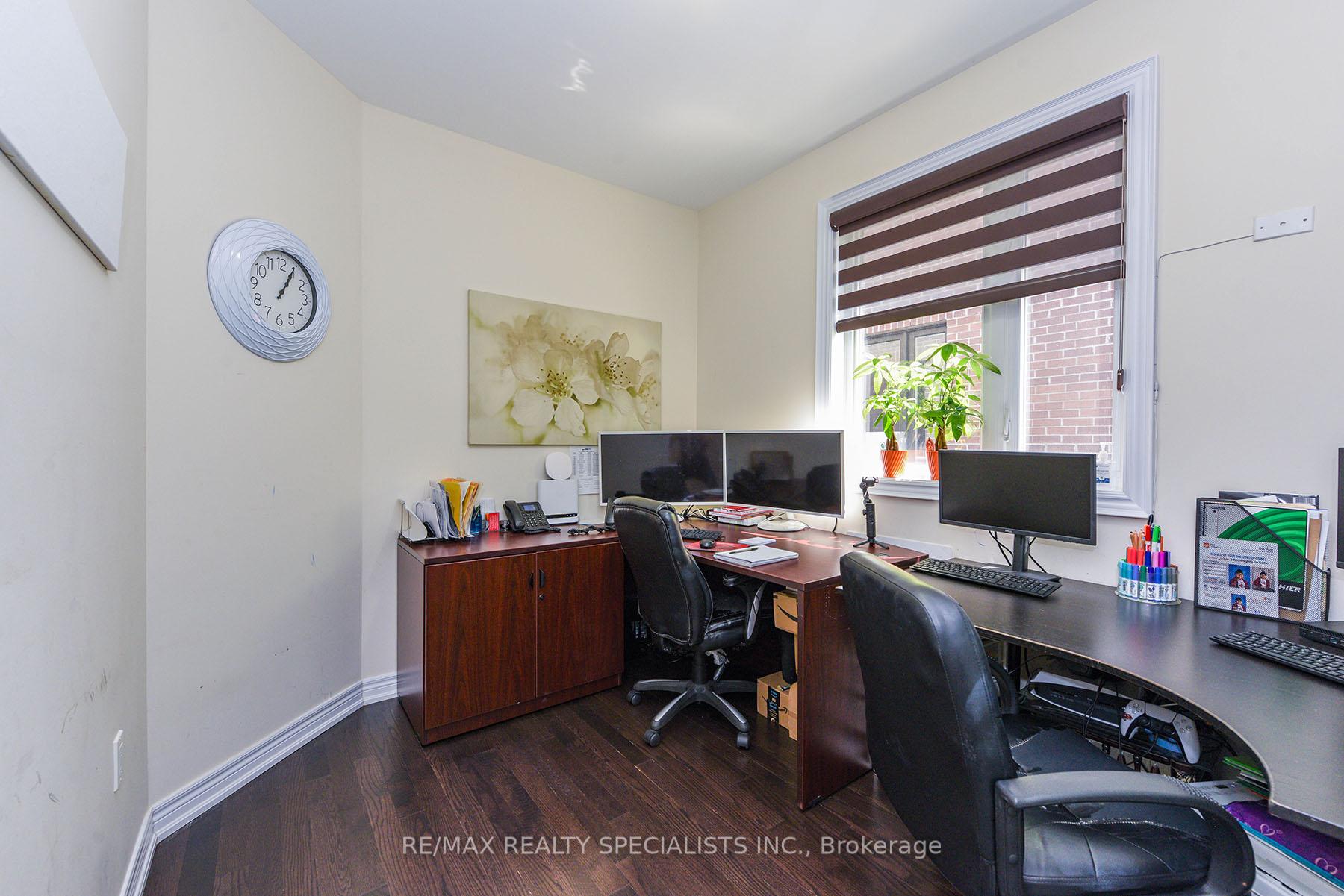 Photo 11 of 27 Glacier Road, Brampton, Credit Valley — HOMEH