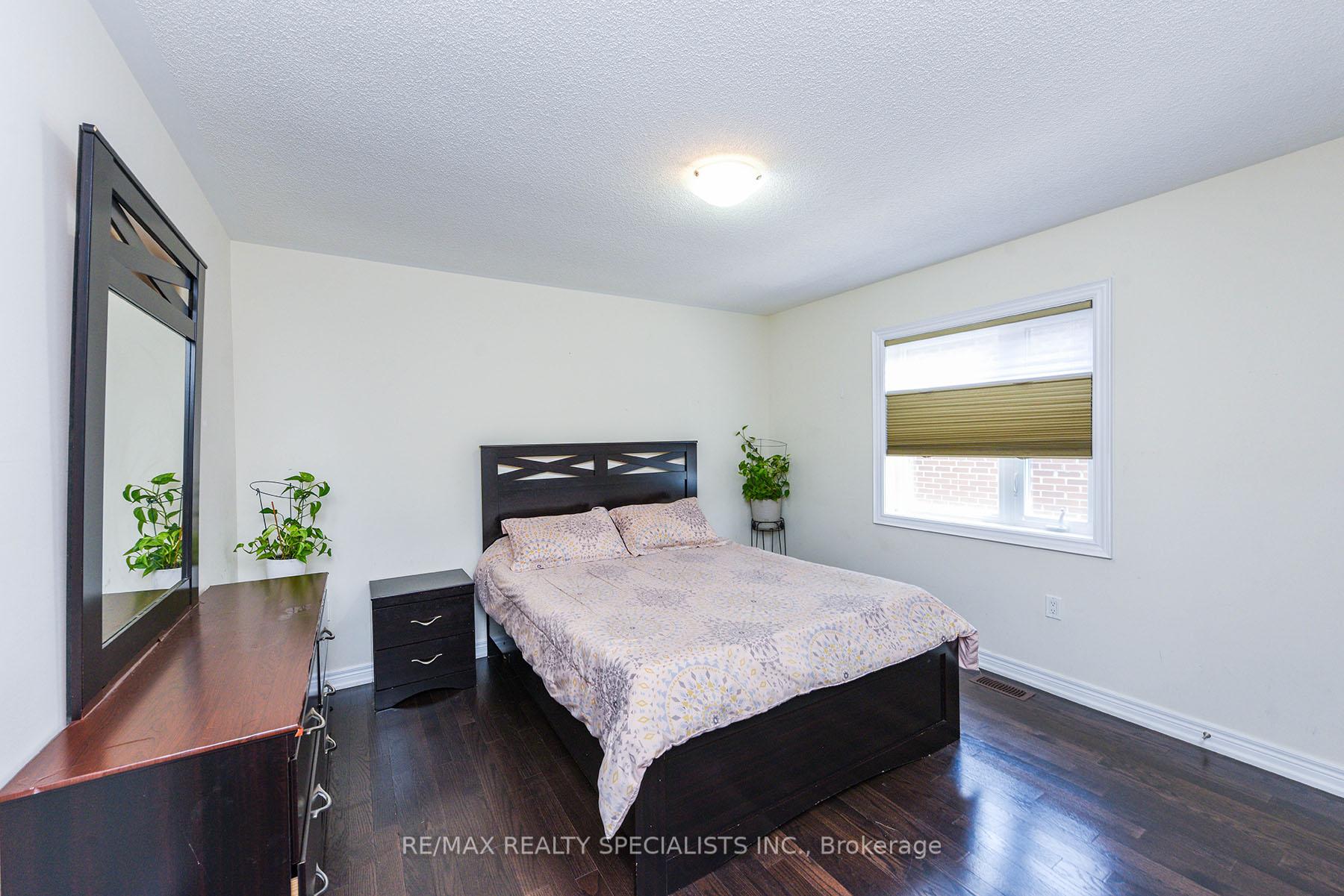Photo 32 of 27 Glacier Road, Brampton, Credit Valley — HOMEH