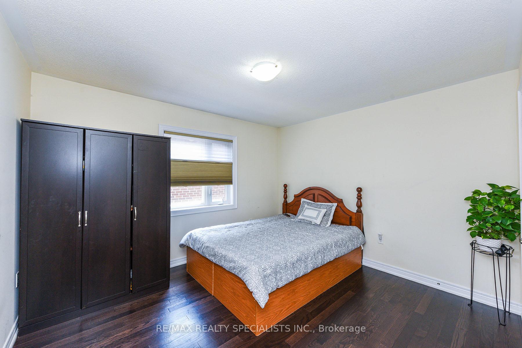 Photo 35 of 27 Glacier Road, Brampton, Credit Valley — HOMEH