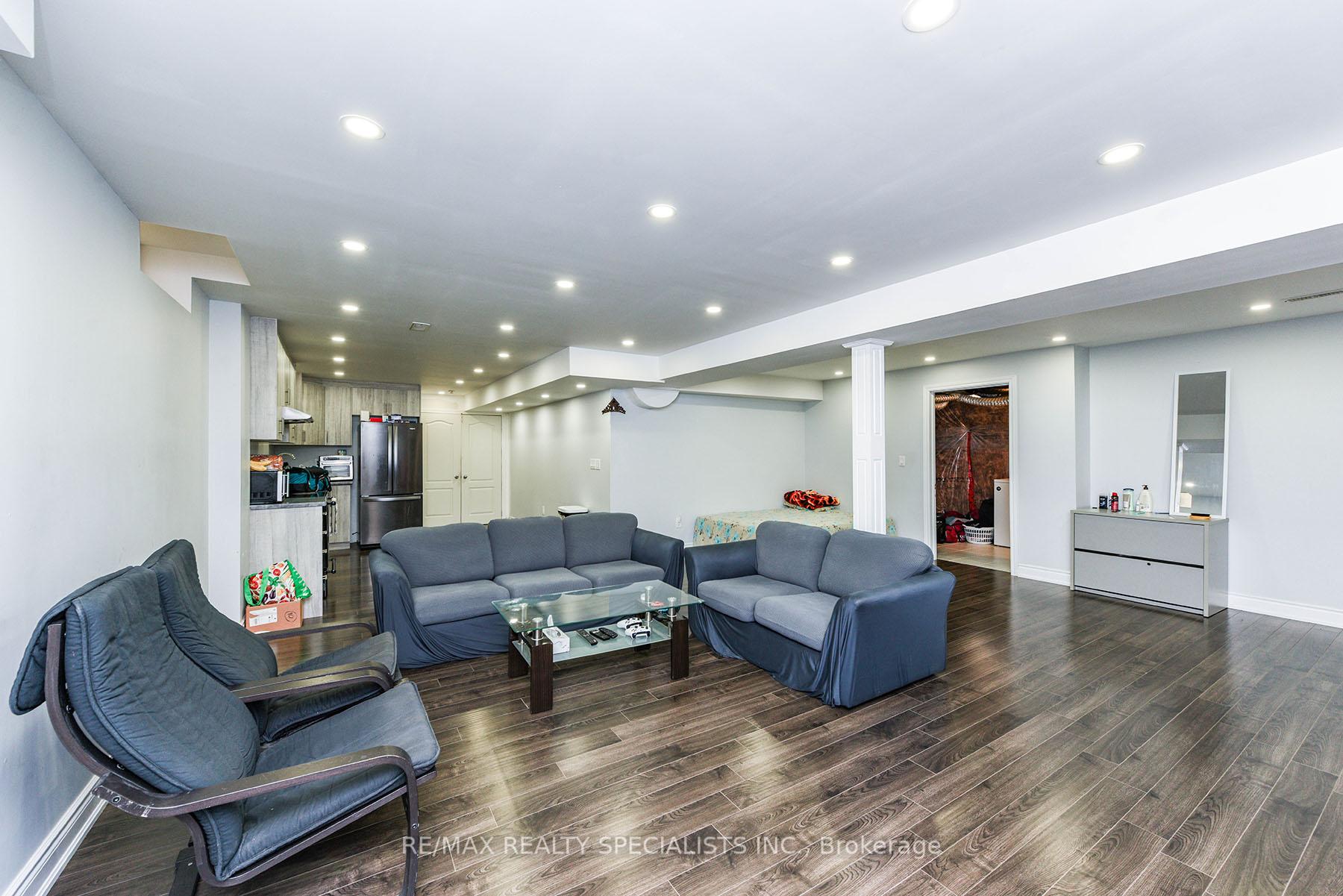 Photo 41 of 27 Glacier Road, Brampton, Credit Valley — HOMEH