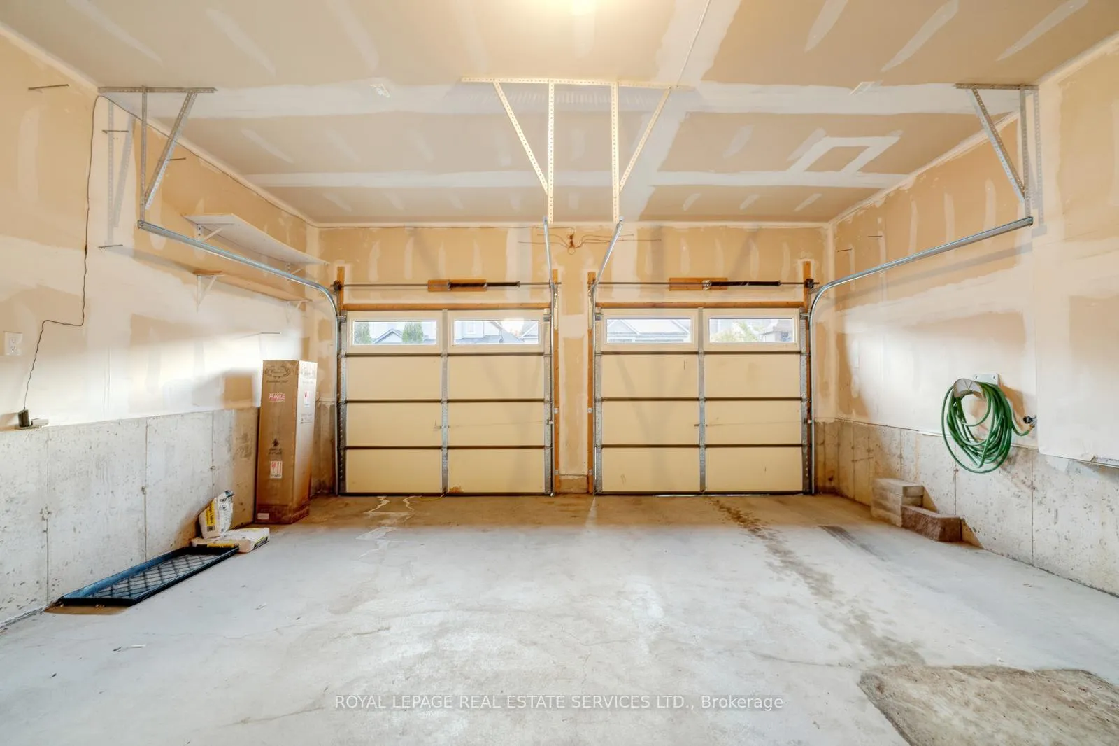 Photo 15 of 9 Timber Drive, Cavan Monaghan, Cavan Twp — HOMEH