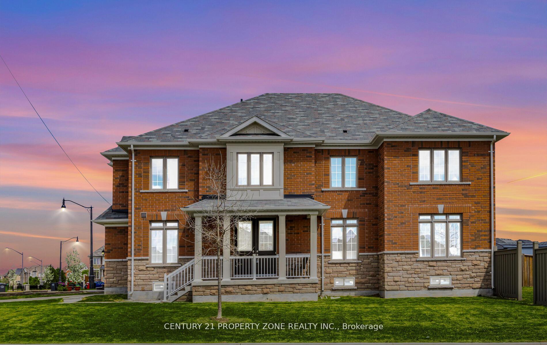 Front of 33 Dunley Crescent
