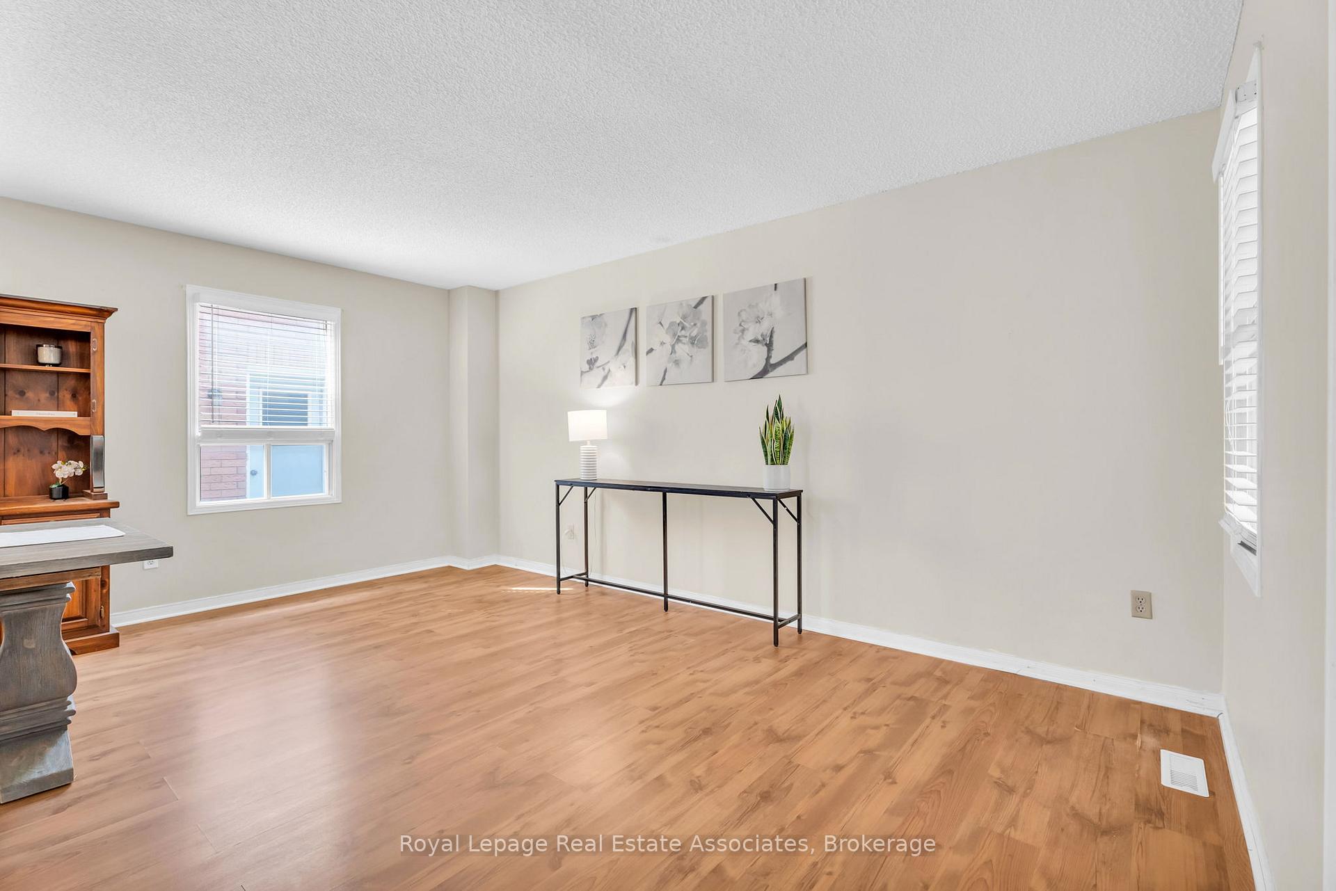 Photo 8 of 59 Cheviot Crescent, Brampton, Heart Lake East — HOMEH
