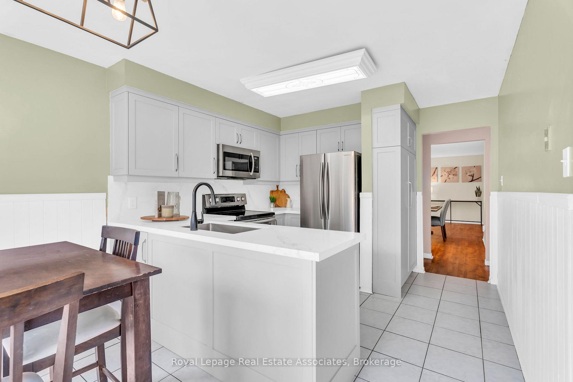 Photo 18 of 59 Cheviot Crescent, Brampton, Heart Lake East — HOMEH