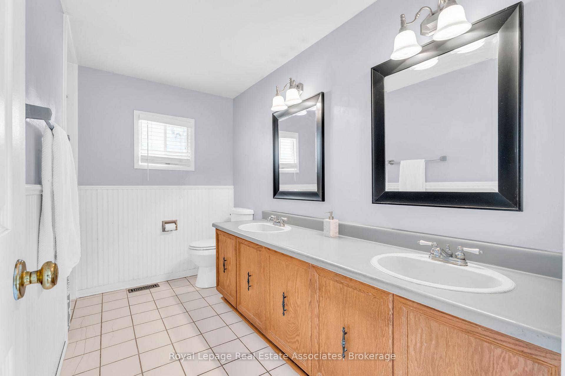 Photo 28 of 59 Cheviot Crescent, Brampton, Heart Lake East — HOMEH