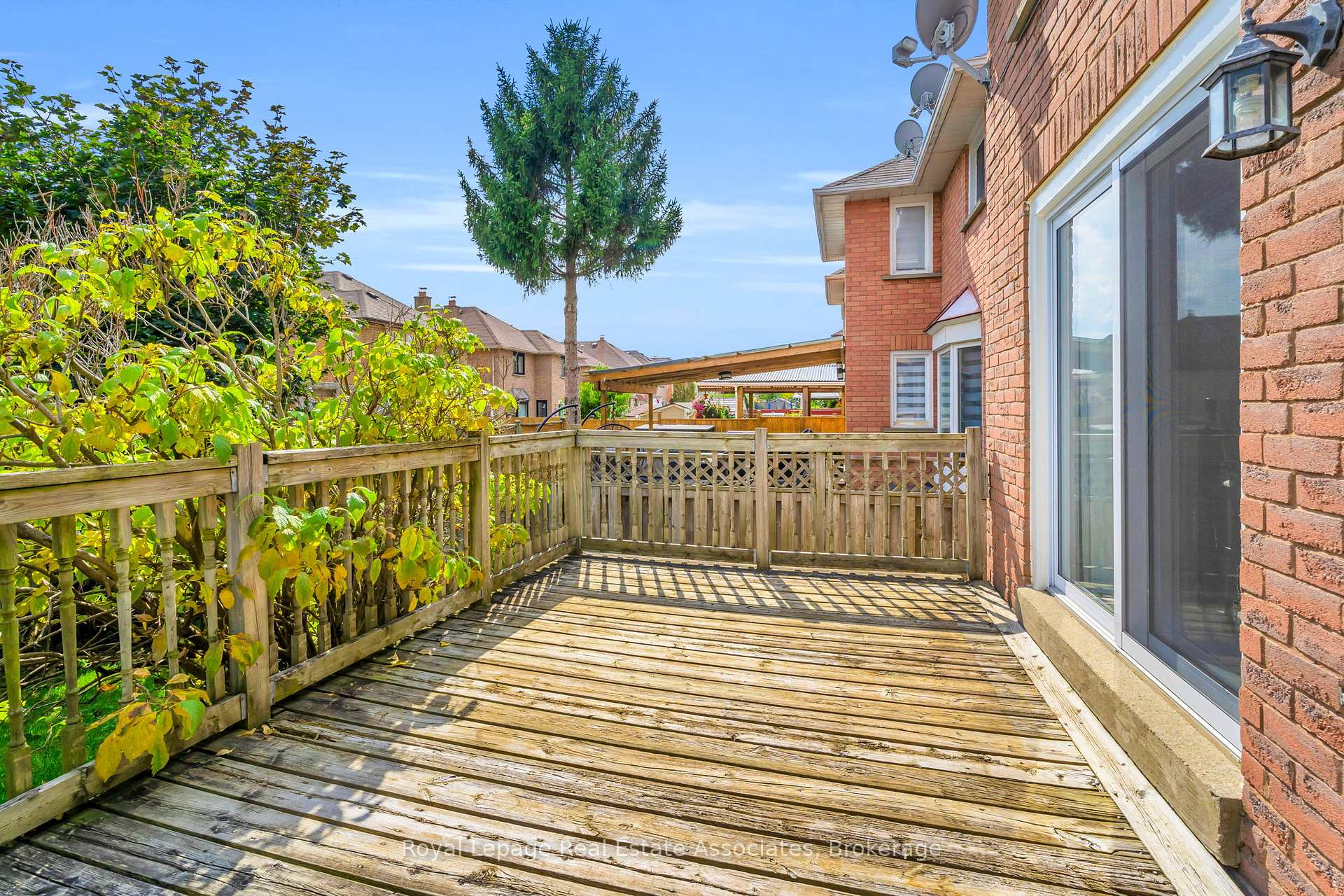 Photo 33 of 59 Cheviot Crescent, Brampton, Heart Lake East — HOMEH