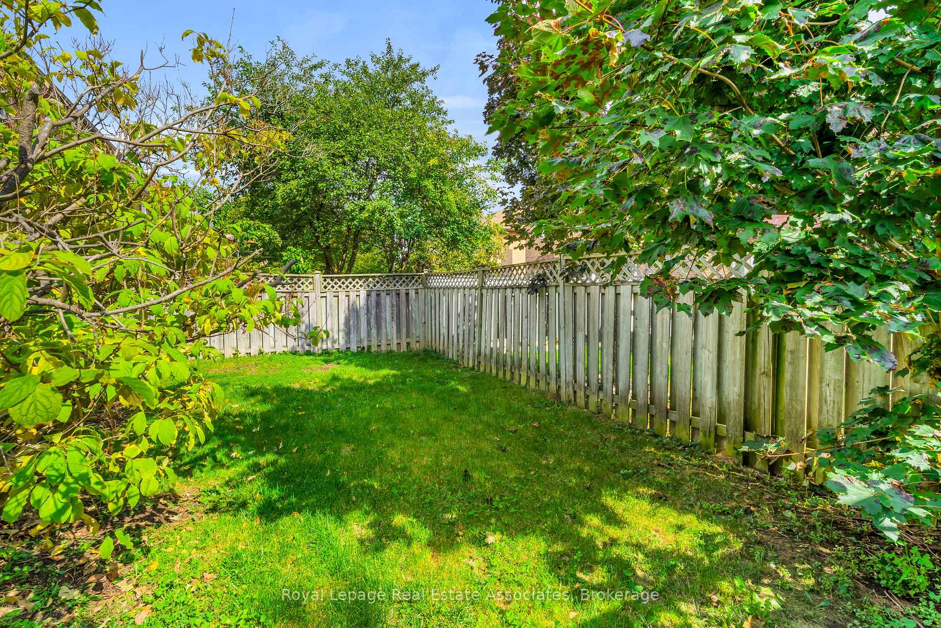 Photo 38 of 59 Cheviot Crescent, Brampton, Heart Lake East — HOMEH