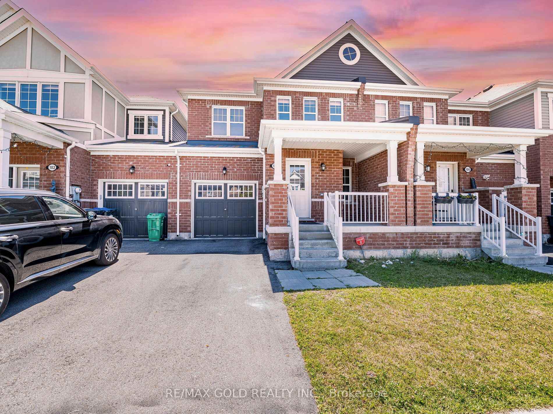 Photo 1 of 104 Thornbush Boulevard, Brampton, Northwest Brampton — HOMEH
