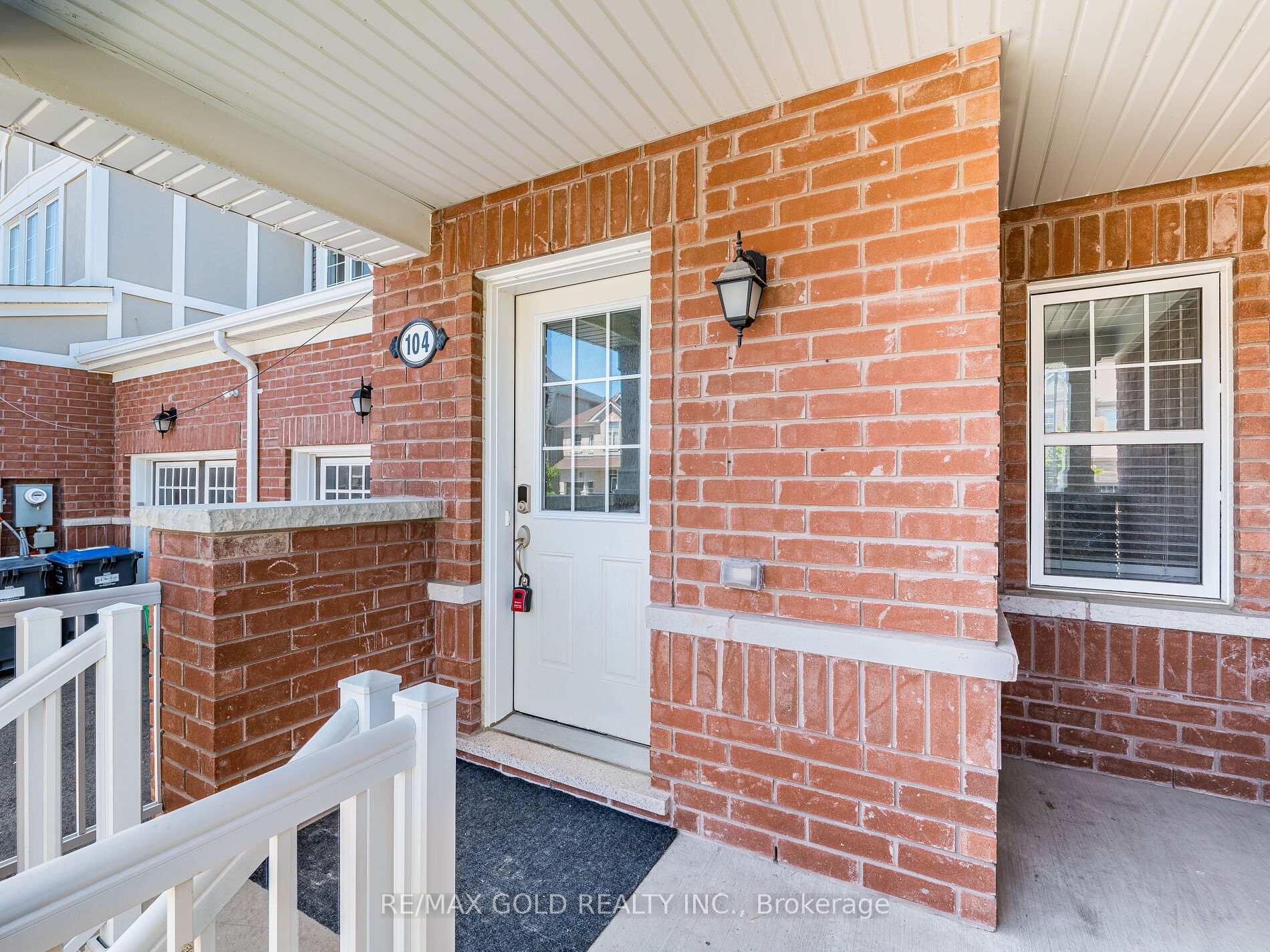 Photo 20 of 104 Thornbush Boulevard, Brampton, Northwest Brampton — HOMEH
