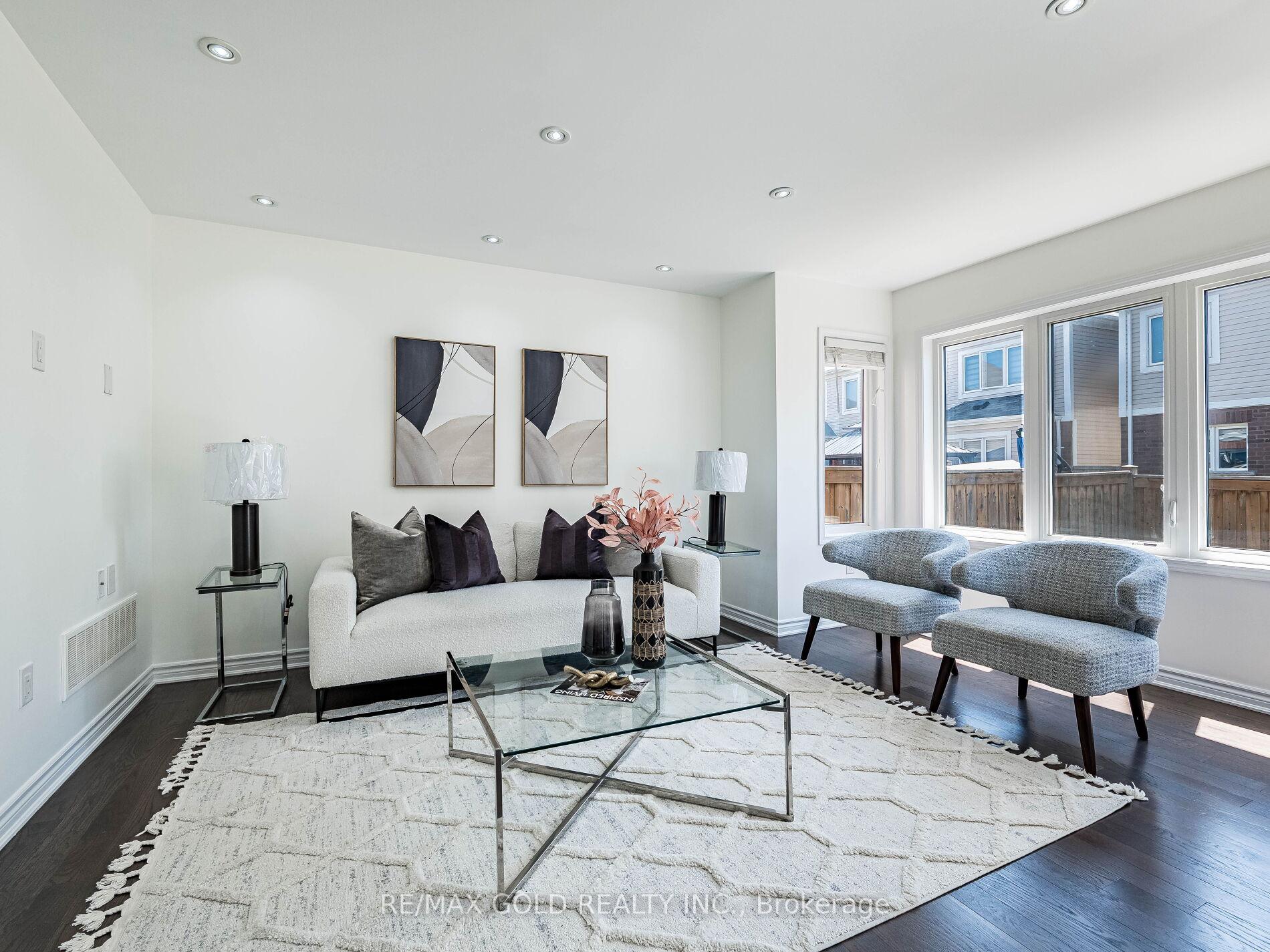 Photo 14 of 104 Thornbush Boulevard, Brampton, Northwest Brampton — HOMEH