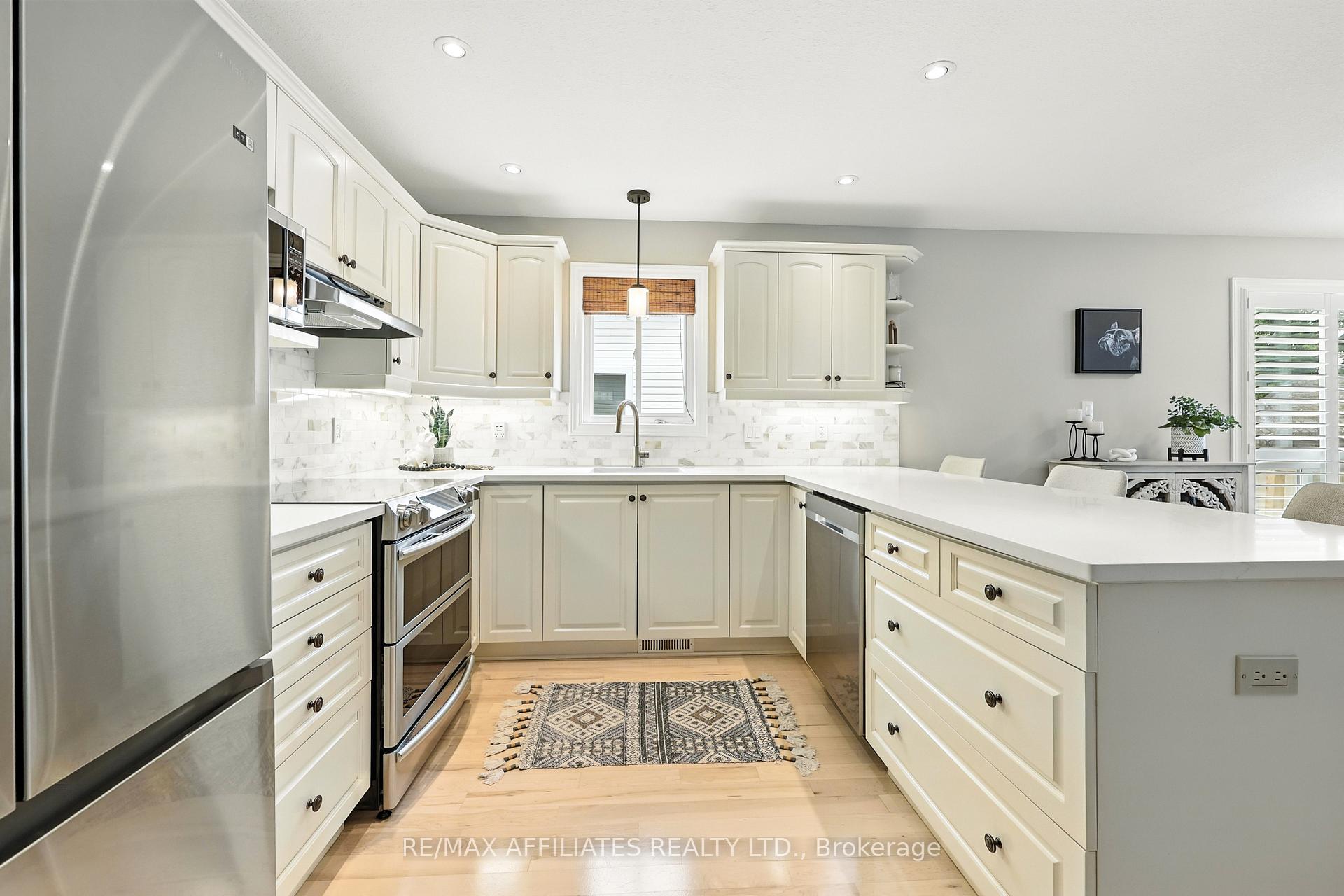 Photo 10 of 30 Napoleon Street, Carleton Place — HOMEH
