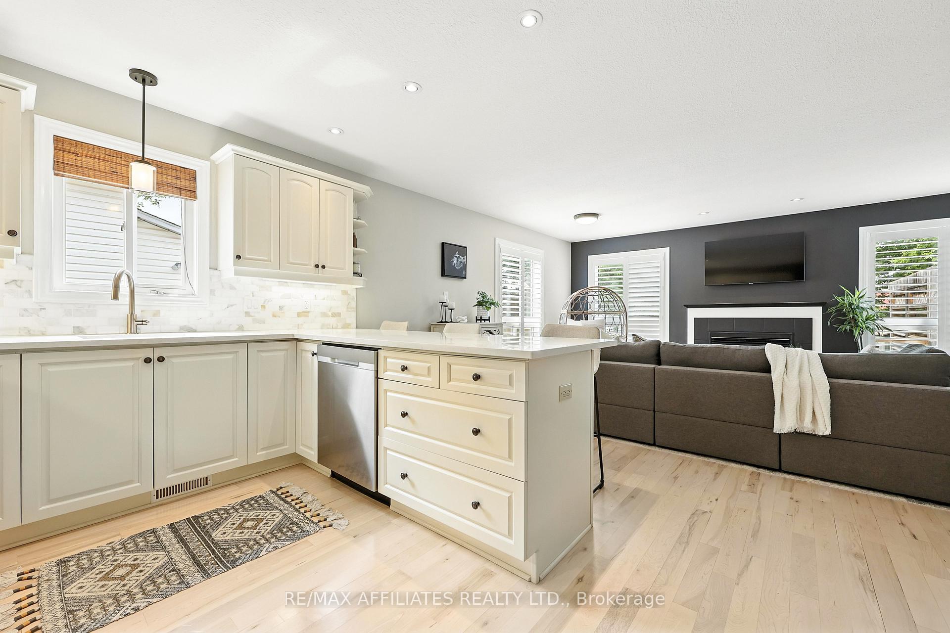 Photo 14 of 30 Napoleon Street, Carleton Place — HOMEH