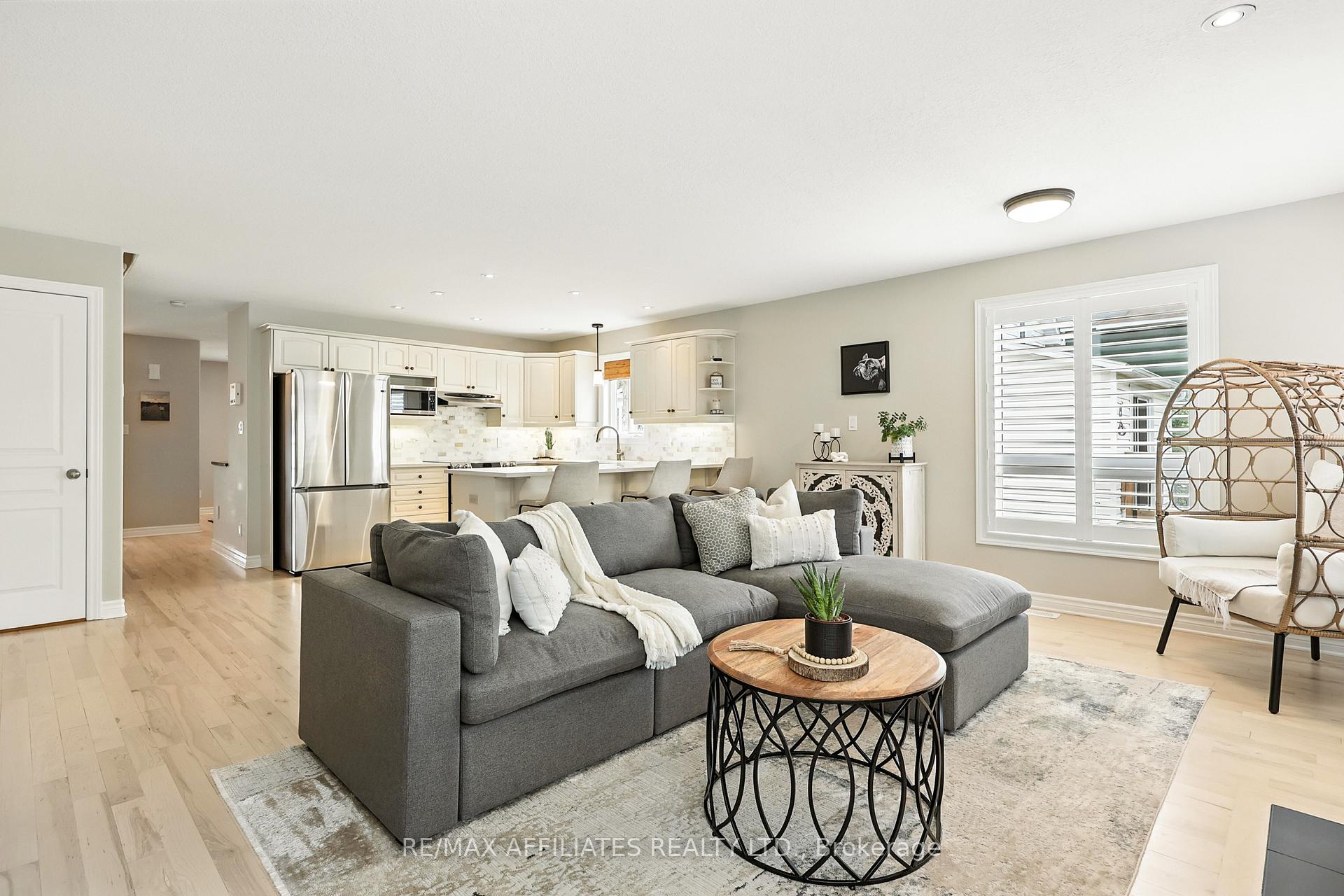 Photo 12 of 30 Napoleon Street, Carleton Place — HOMEH