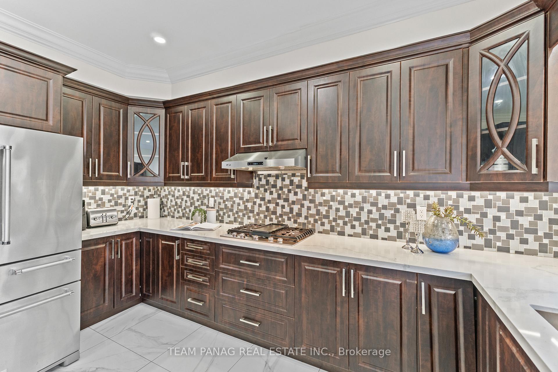 Photo 12 of 3 Maldives Crescent, Brampton, Vales of Castlemore — HOMEH