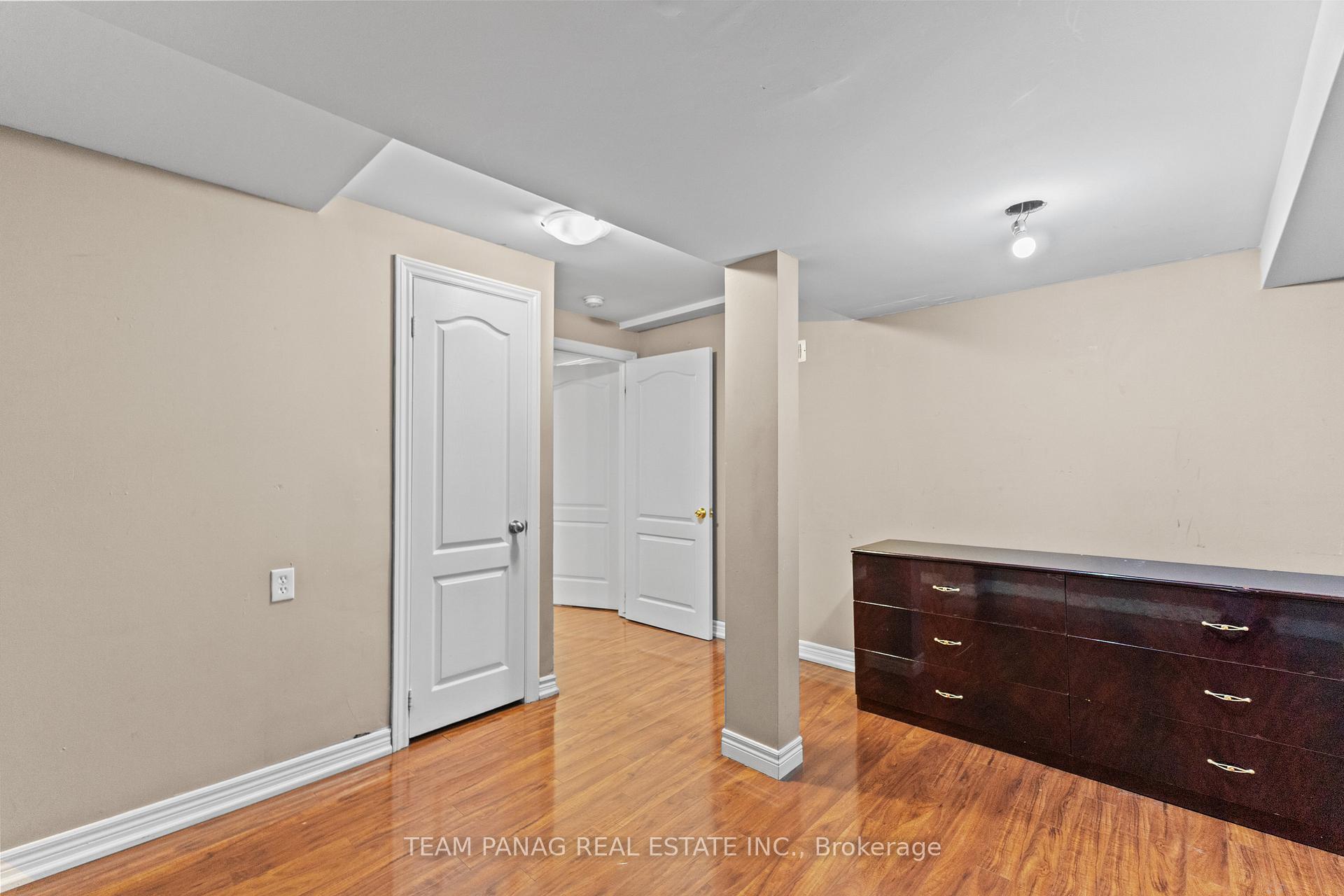 Photo 41 of 3 Maldives Crescent, Brampton, Vales of Castlemore — HOMEH