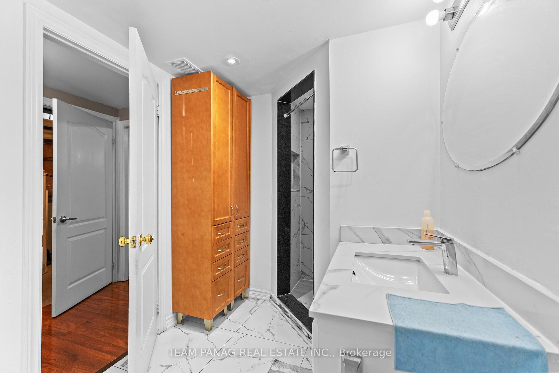Photo 44 of 3 Maldives Crescent, Brampton, Vales of Castlemore — HOMEH