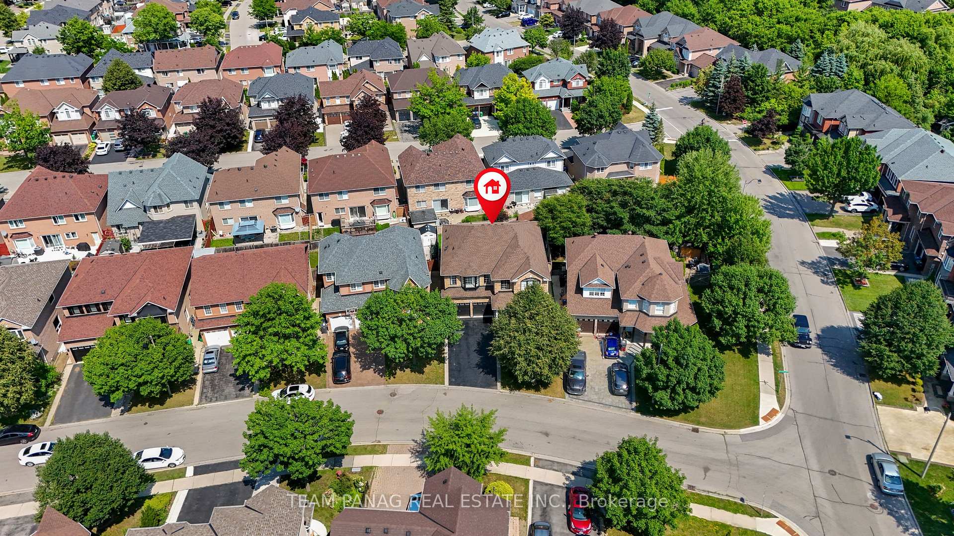 Photo 49 of 3 Maldives Crescent, Brampton, Vales of Castlemore — HOMEH