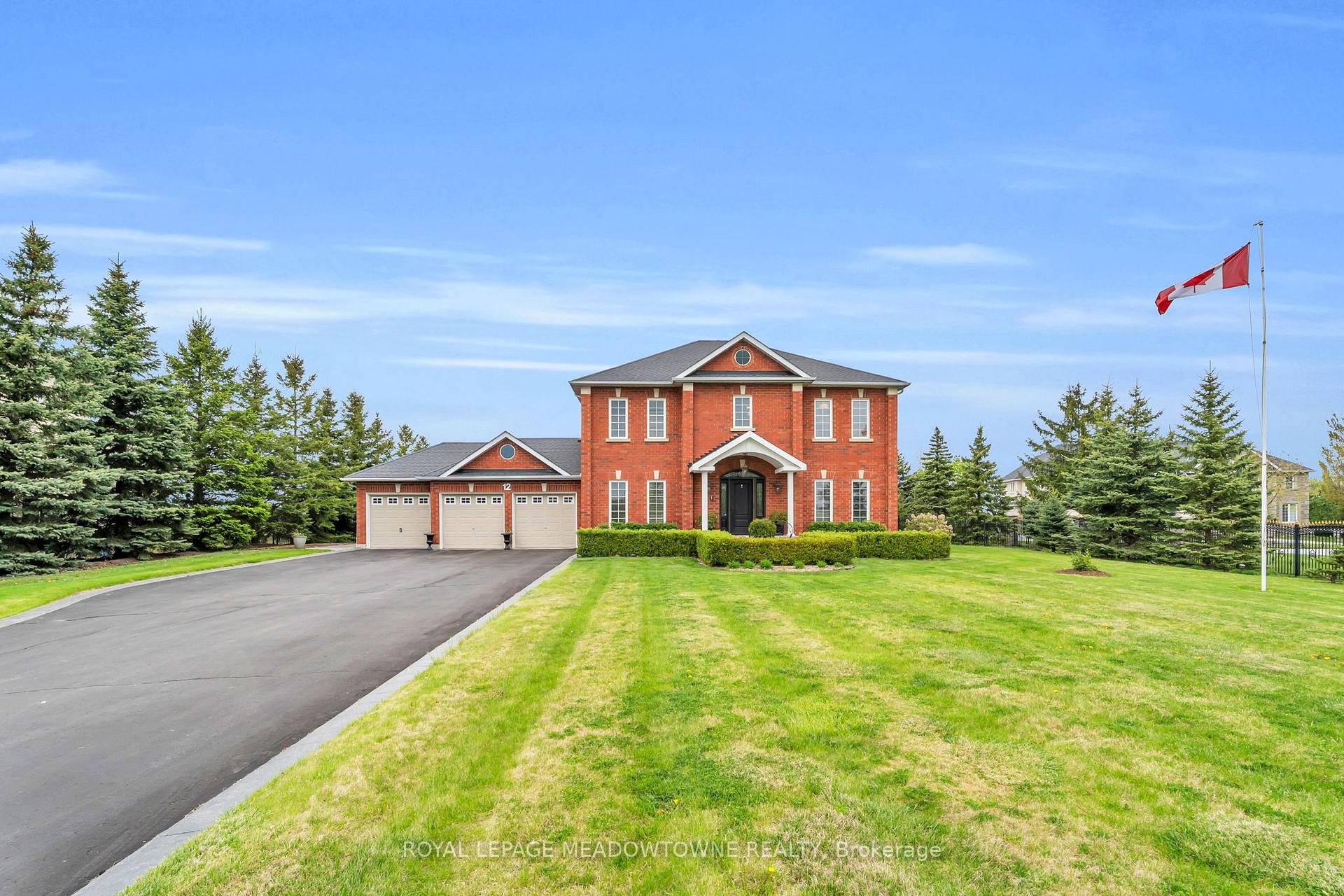 Photo 17 of 12 Everglade Drive, Brampton, Toronto Gore Rural Estate — HOMEH