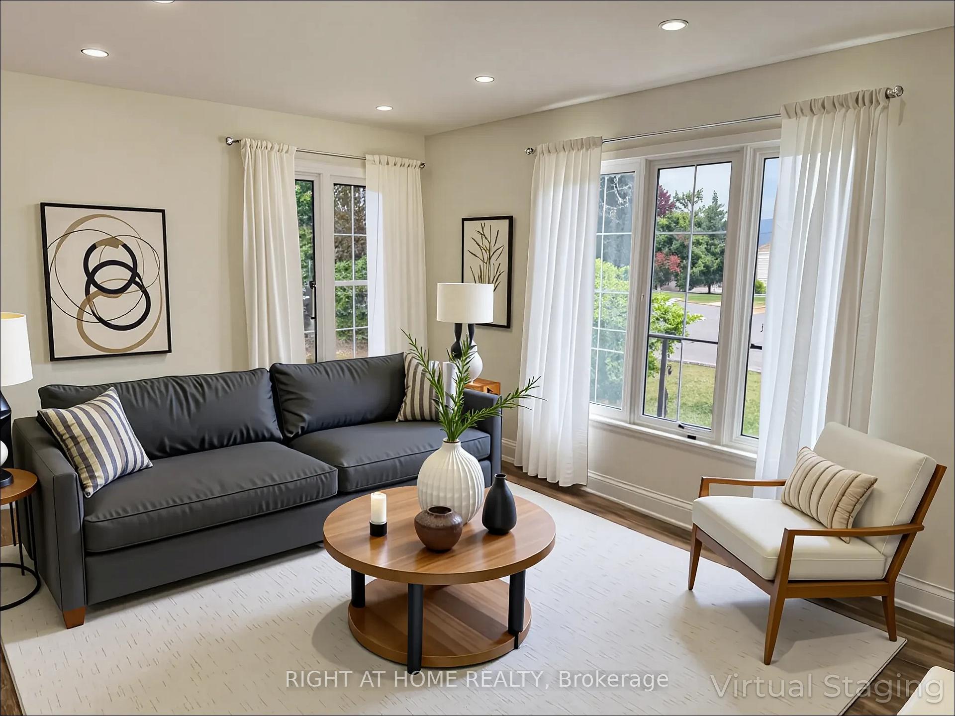 Photo 3 of 32 Hocken Court, Brampton, Sandringham-Wellington — HOMEH
