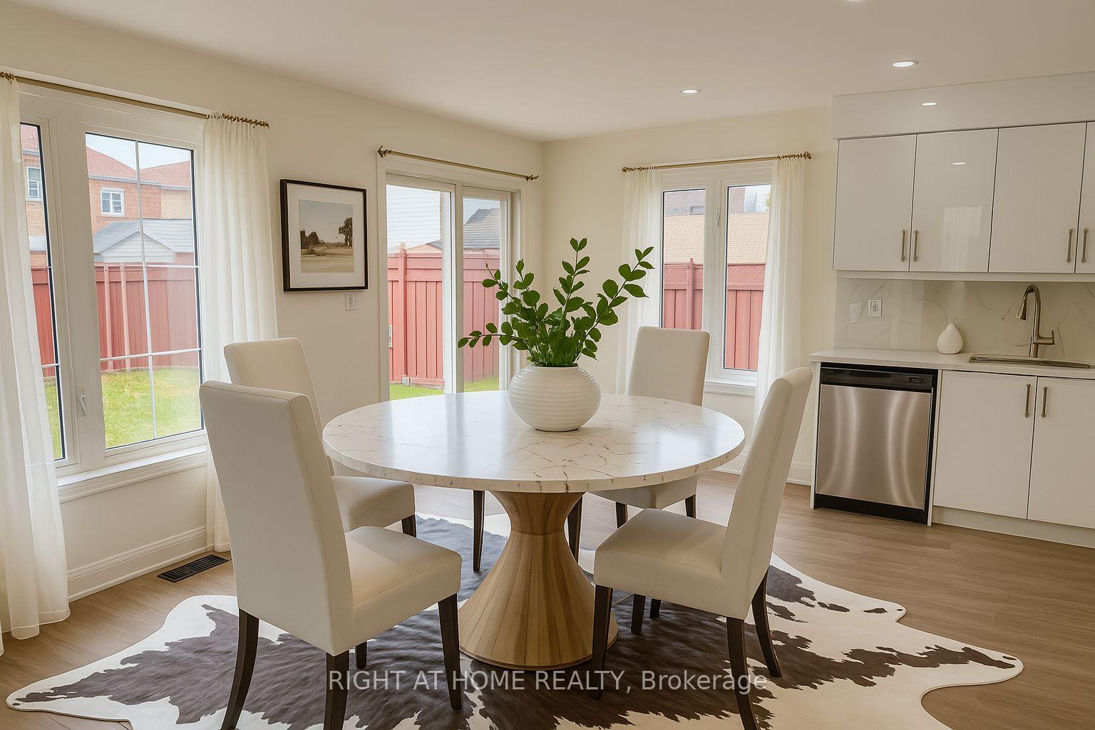 Photo 8 of 32 Hocken Court, Brampton, Sandringham-Wellington — HOMEH