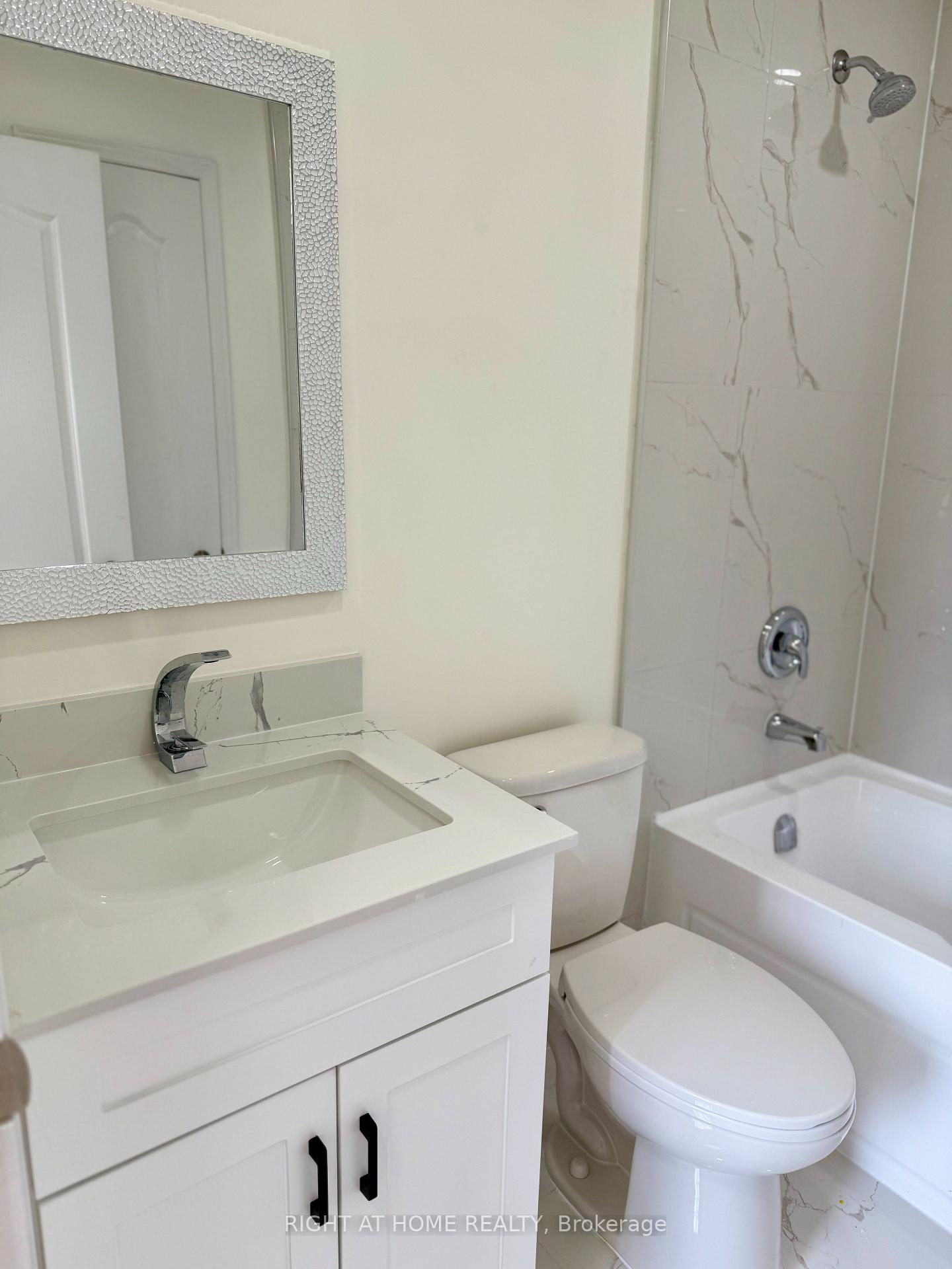 Photo 21 of 32 Hocken Court, Brampton, Sandringham-Wellington — HOMEH