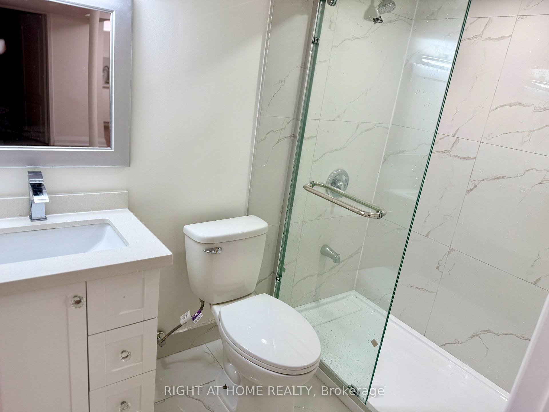 Photo 27 of 32 Hocken Court, Brampton, Sandringham-Wellington — HOMEH