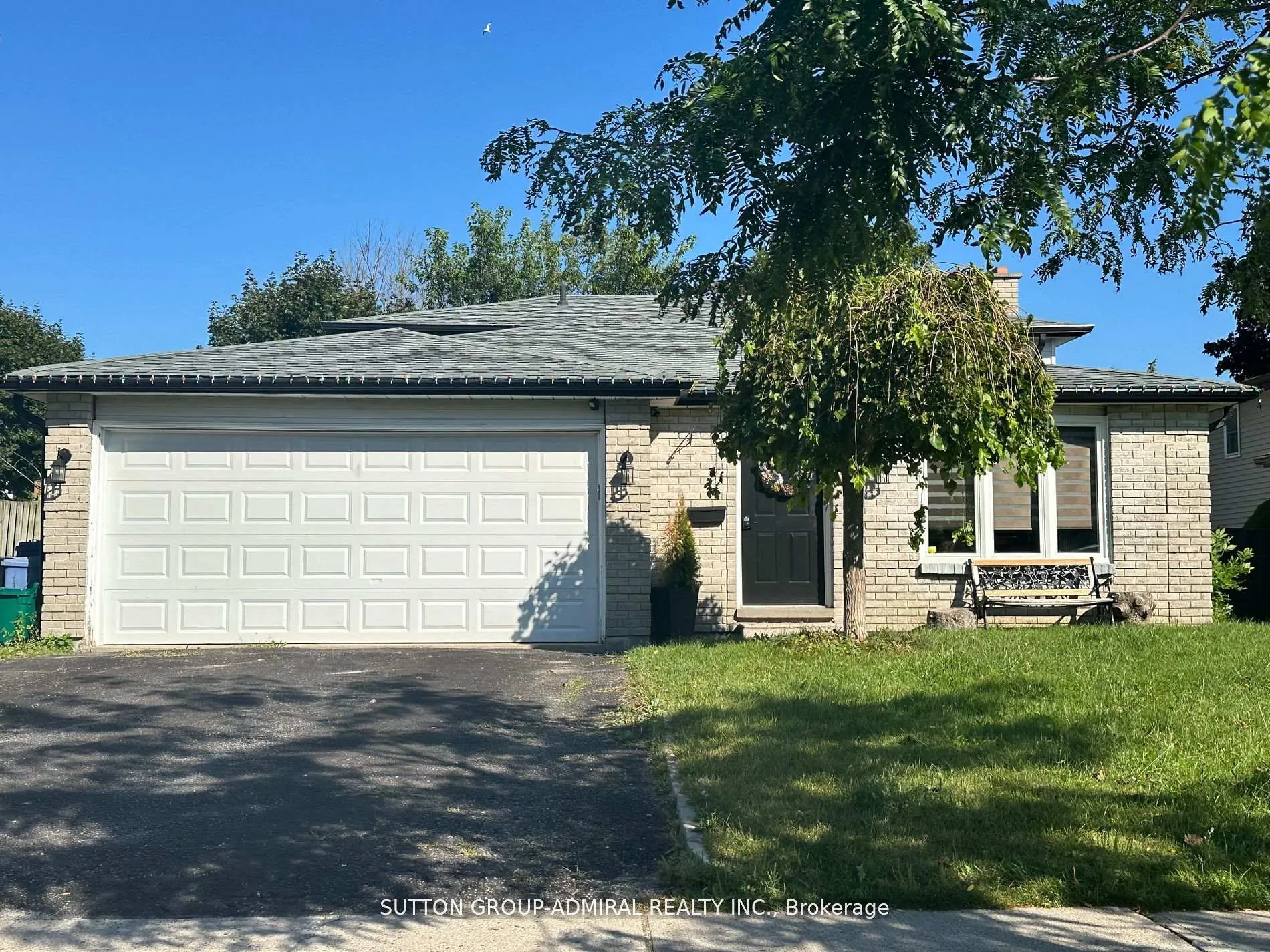 Photo 2 of 315 Nelson Street, Barrie, Grove East — HOMEH