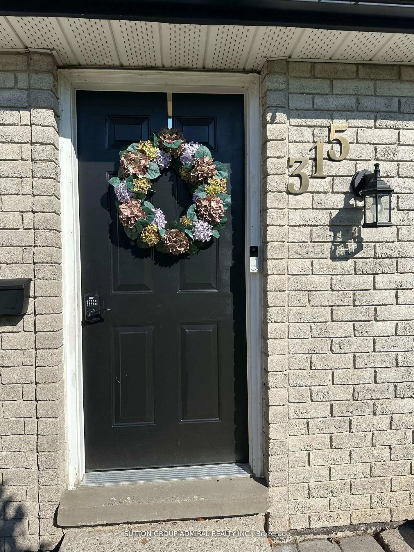 Photo 3 of 315 Nelson Street, Barrie, Grove East — HOMEH