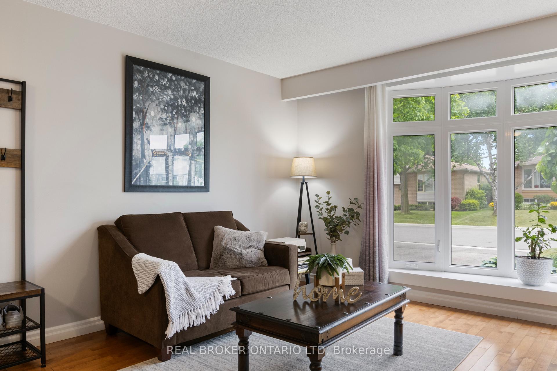 Photo 38 of 50 Watson Crescent, Brampton, Brampton East — HOMEH