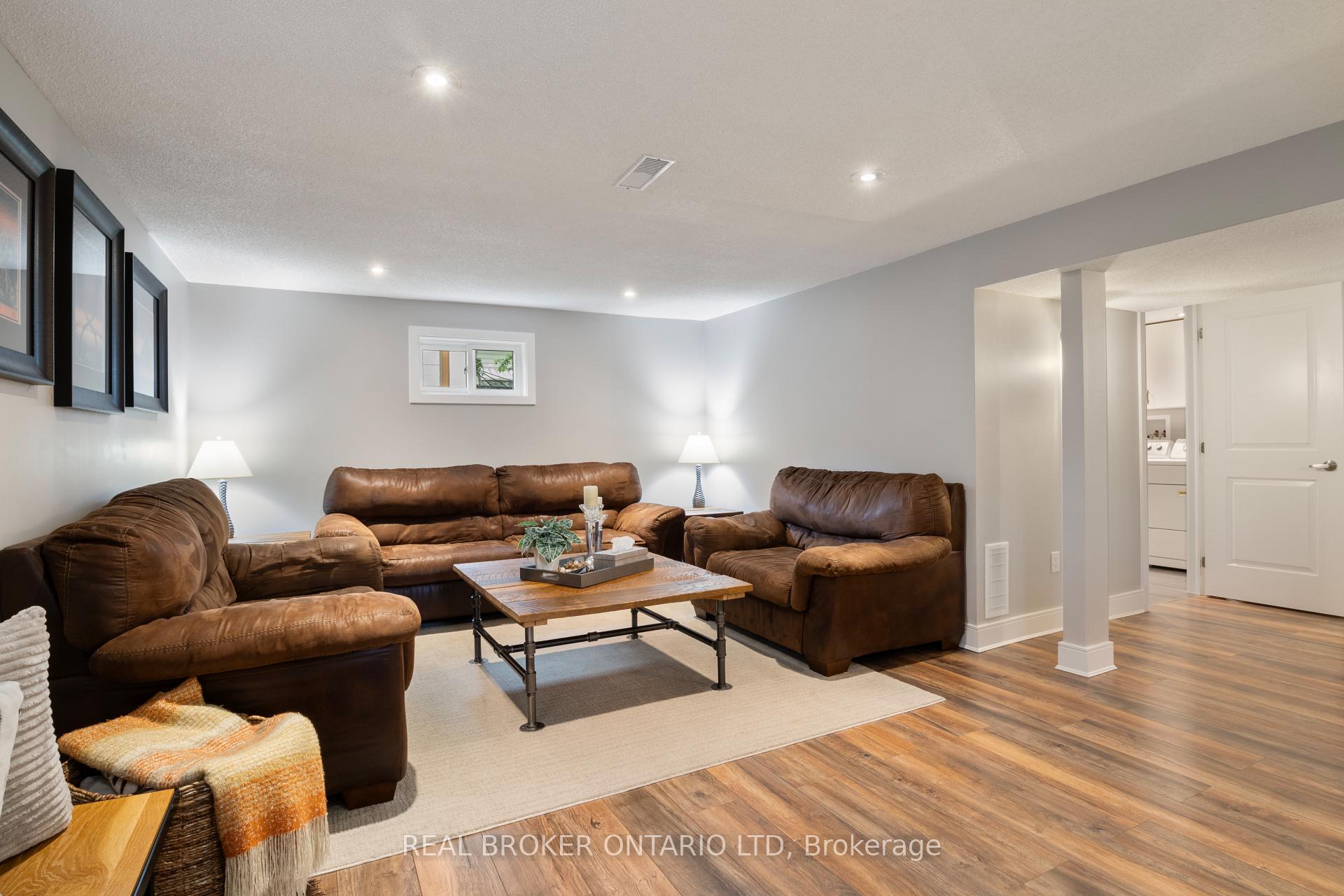 Photo 26 of 50 Watson Crescent, Brampton, Brampton East — HOMEH