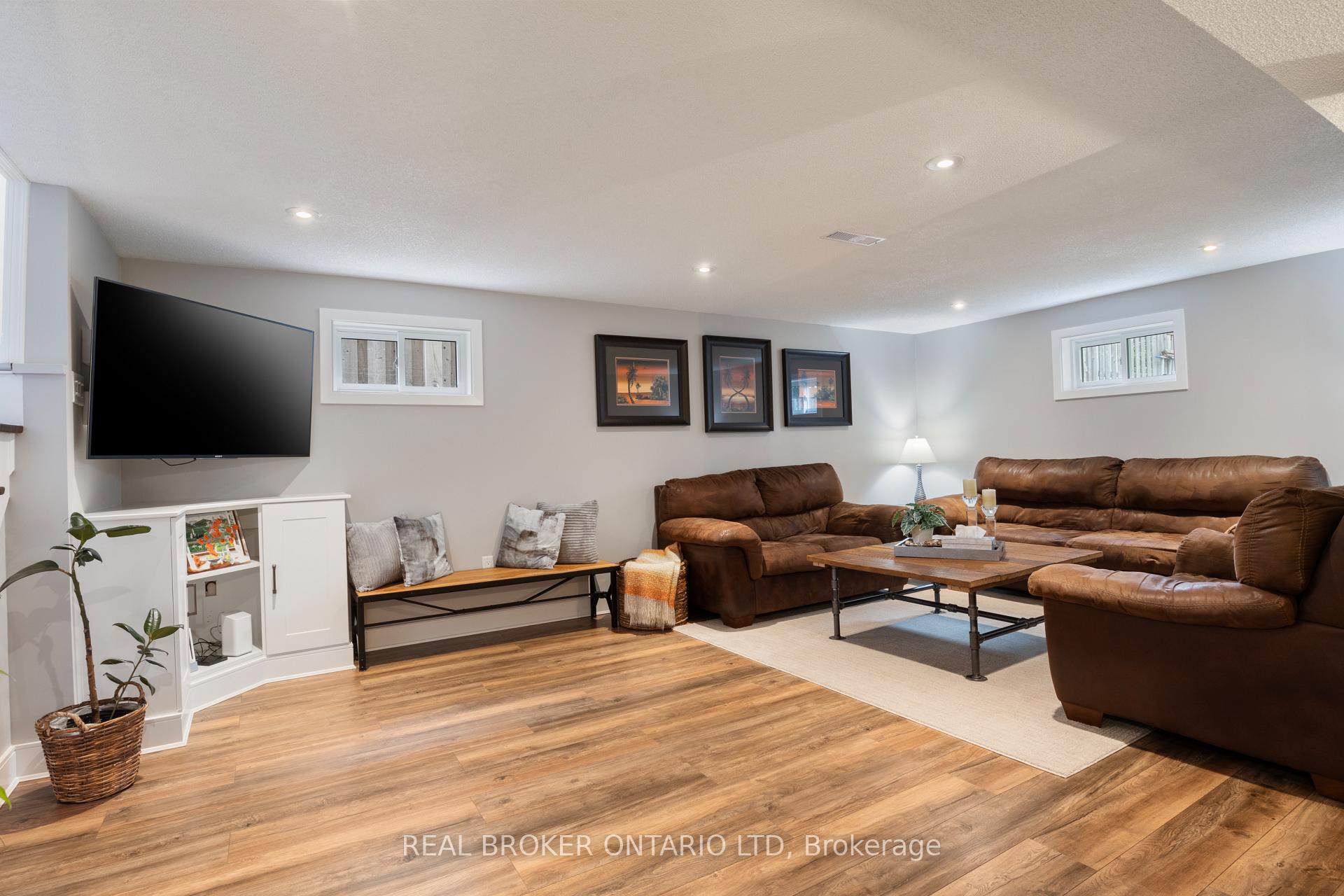 Photo 19 of 50 Watson Crescent, Brampton, Brampton East — HOMEH