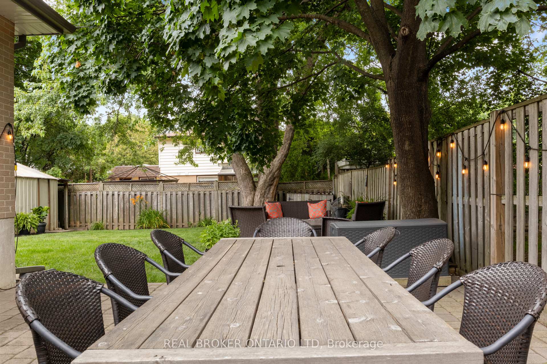 Photo 30 of 50 Watson Crescent, Brampton, Brampton East — HOMEH