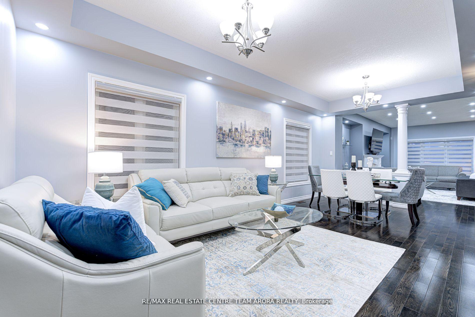 Photo 5 of 27 Monkton Circle, Brampton, Credit Valley — HOMEH