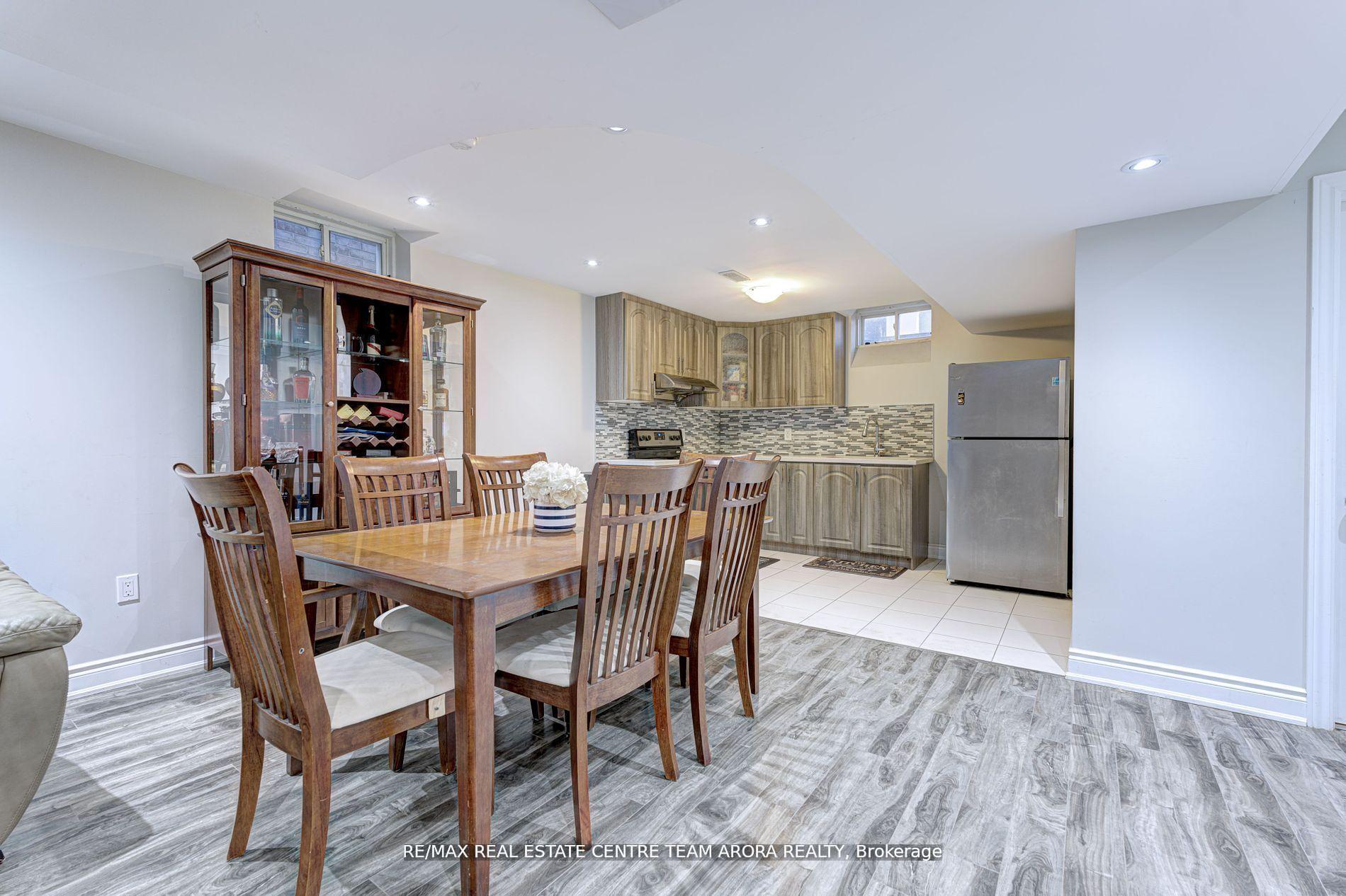 Photo 33 of 27 Monkton Circle, Brampton, Credit Valley — HOMEH