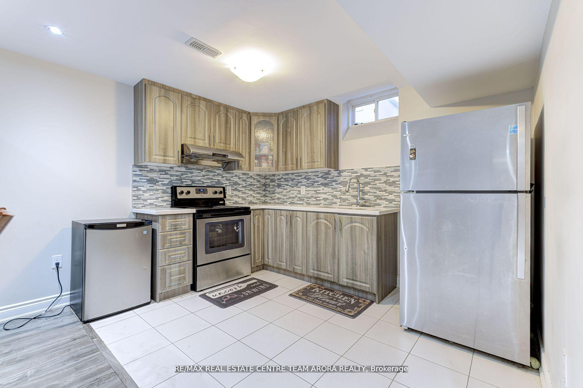 Photo 34 of 27 Monkton Circle, Brampton, Credit Valley — HOMEH