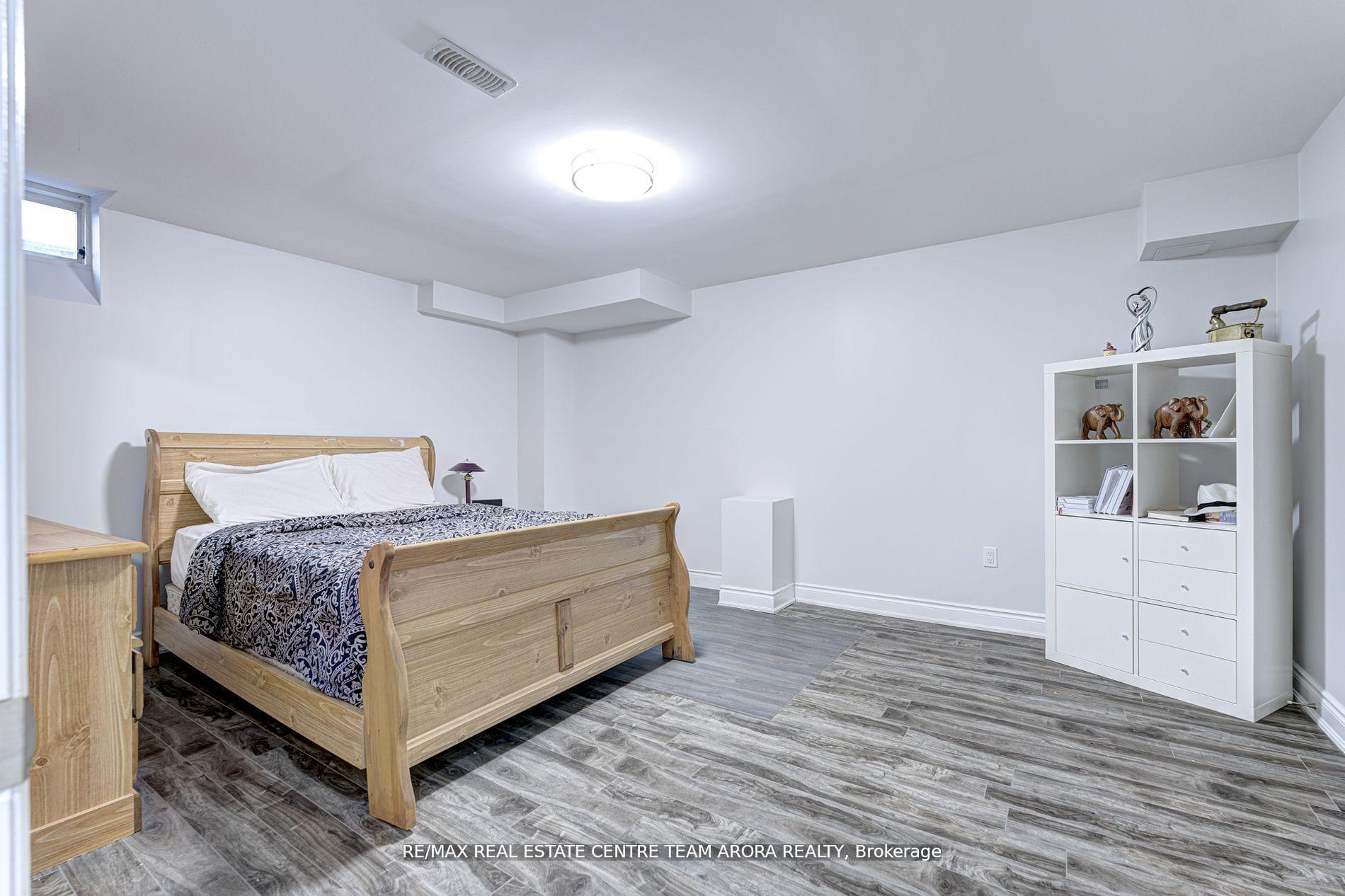 Photo 36 of 27 Monkton Circle, Brampton, Credit Valley — HOMEH